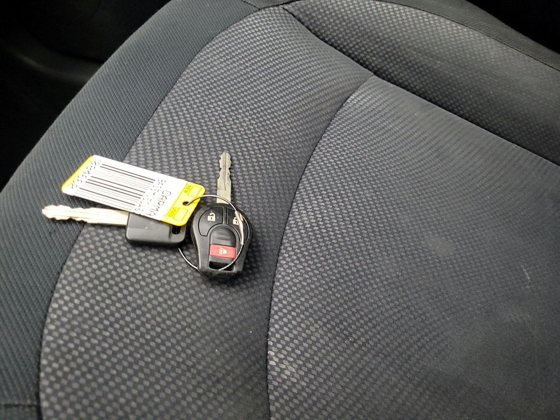 Thumbnail: 2013 Nissan Rogue - 20