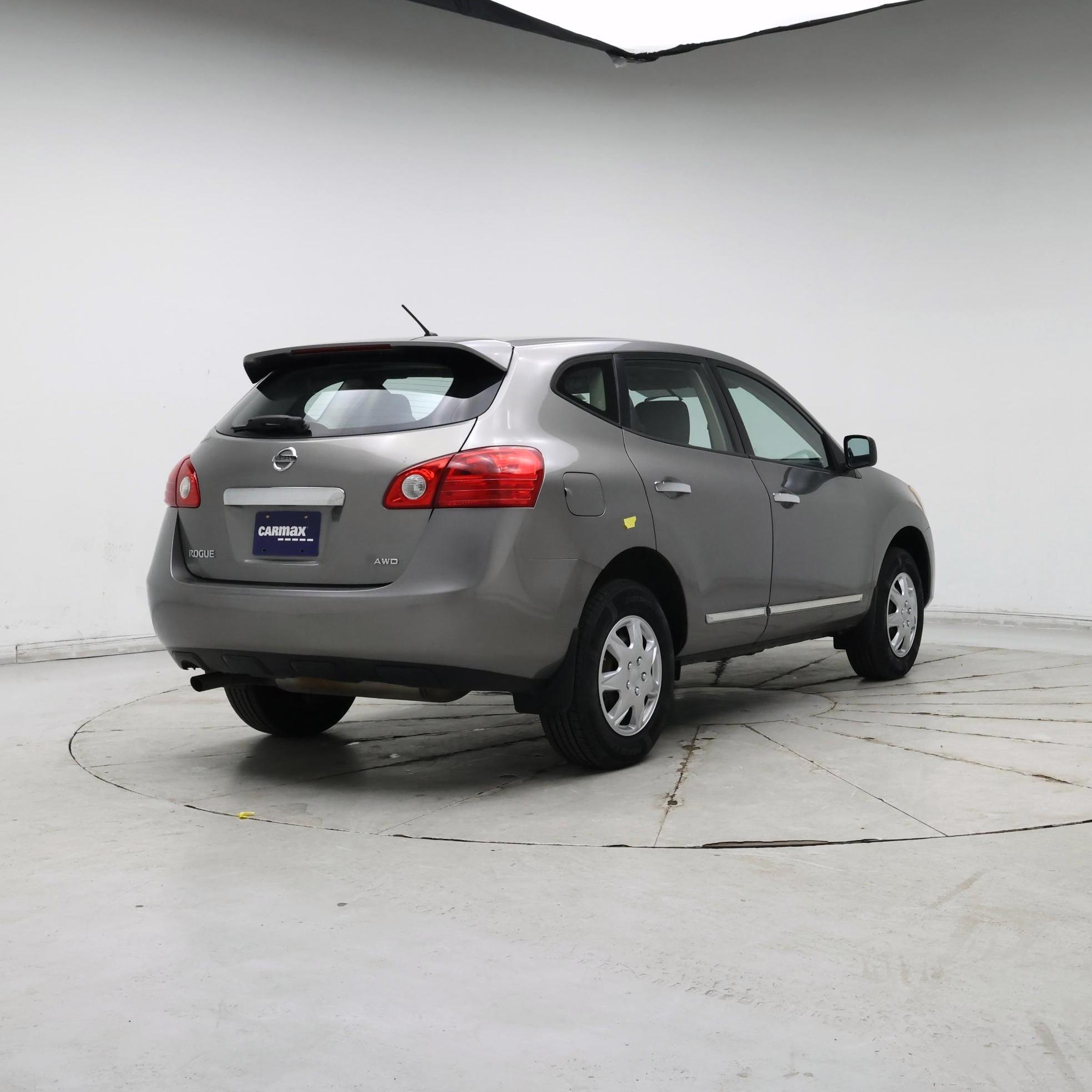 Thumbnail: 2013 Nissan Rogue - 8