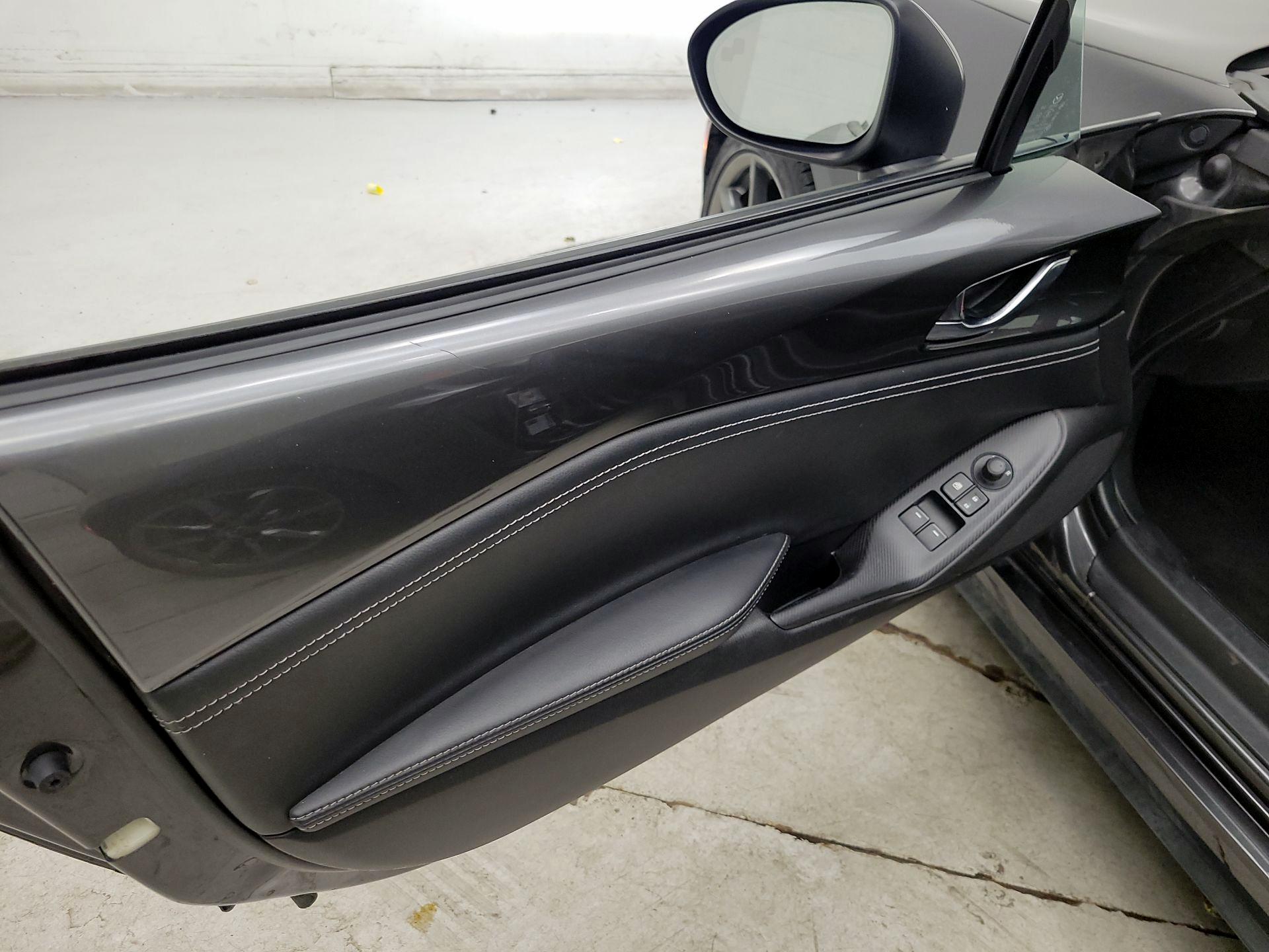 Thumbnail: 2020 Mazda MX-5 Miata - 12