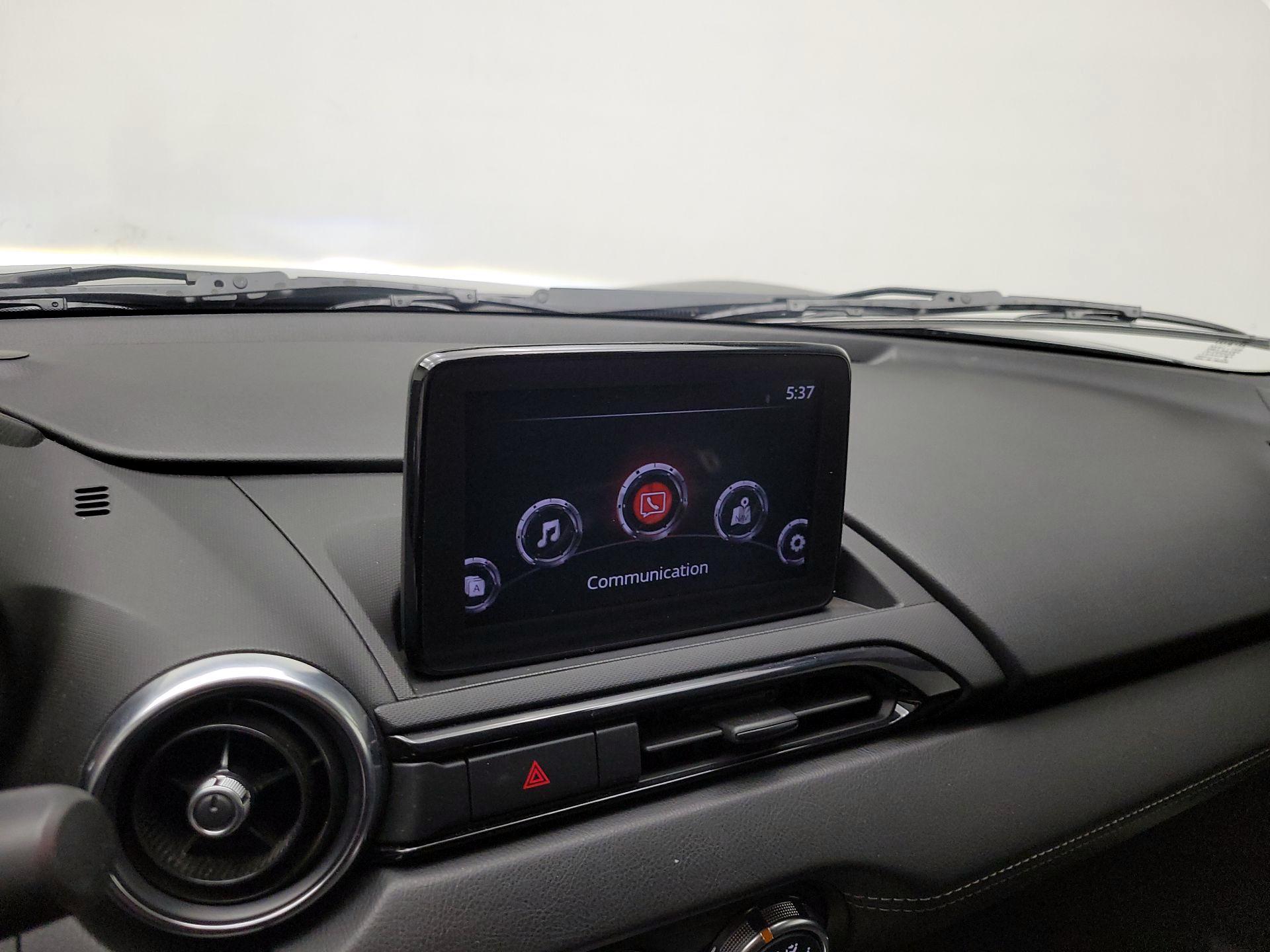 Thumbnail: 2020 Mazda MX-5 Miata - 16