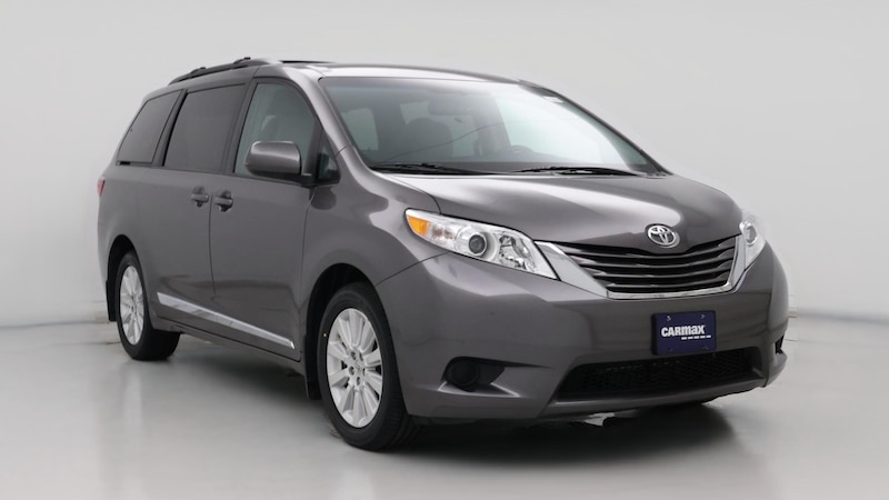 2015 Toyota Sienna LE Hero Image