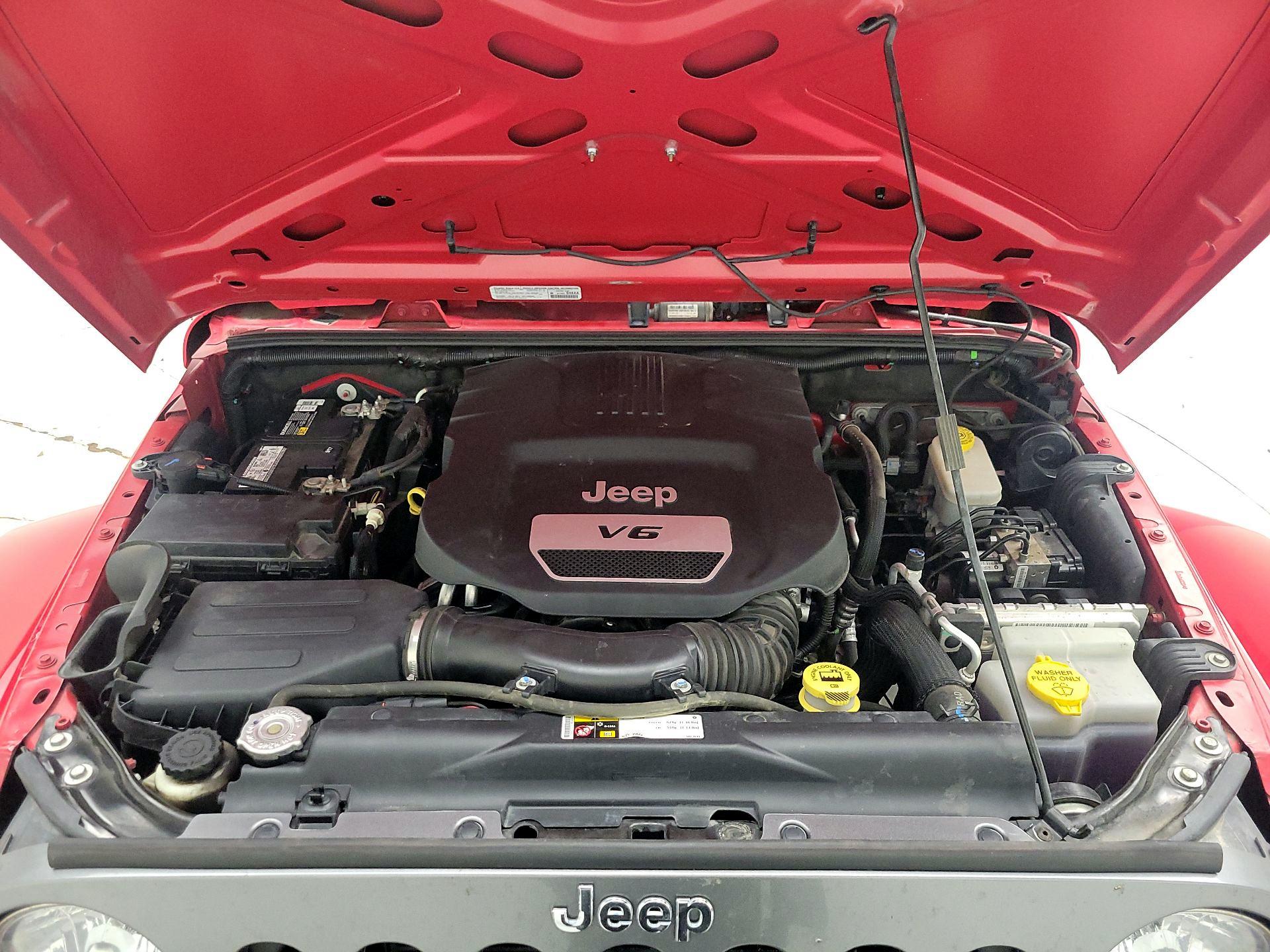 Thumbnail: 2014 Jeep Wrangler - 19