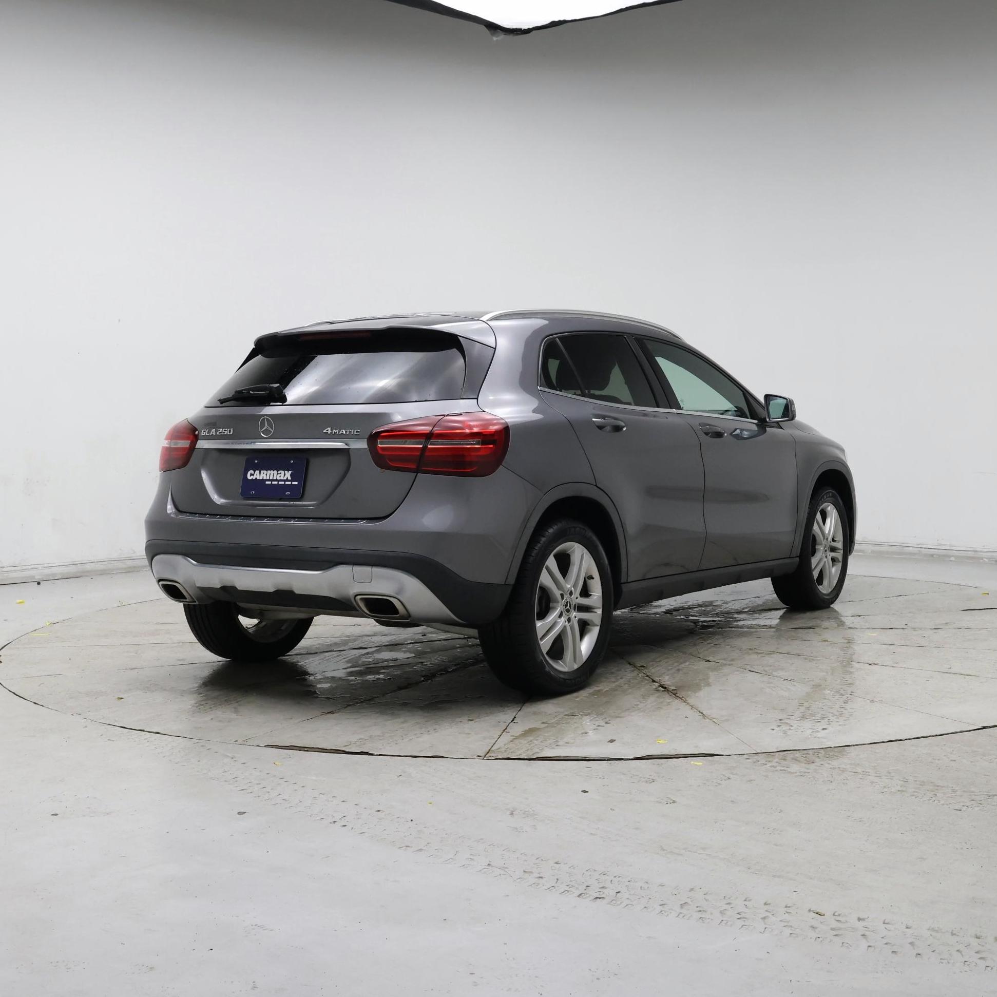 Thumbnail: 2018 Mercedes-Benz GLA - 8