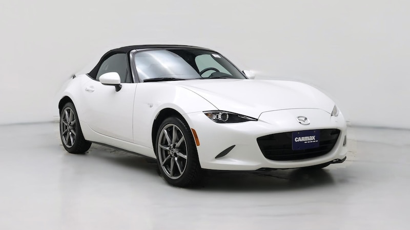 2022 Mazda MX-5 Miata Grand Touring Hero Image