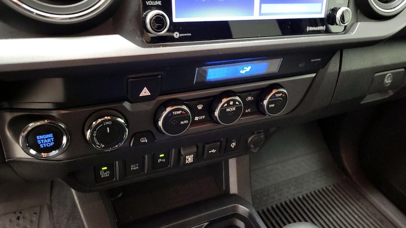 2021 Toyota Tacoma TRD Sport 17