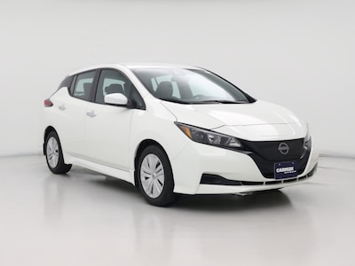 White 2025 Nissan Leaf S