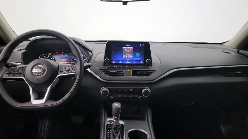 2022 Nissan Altima SV 9