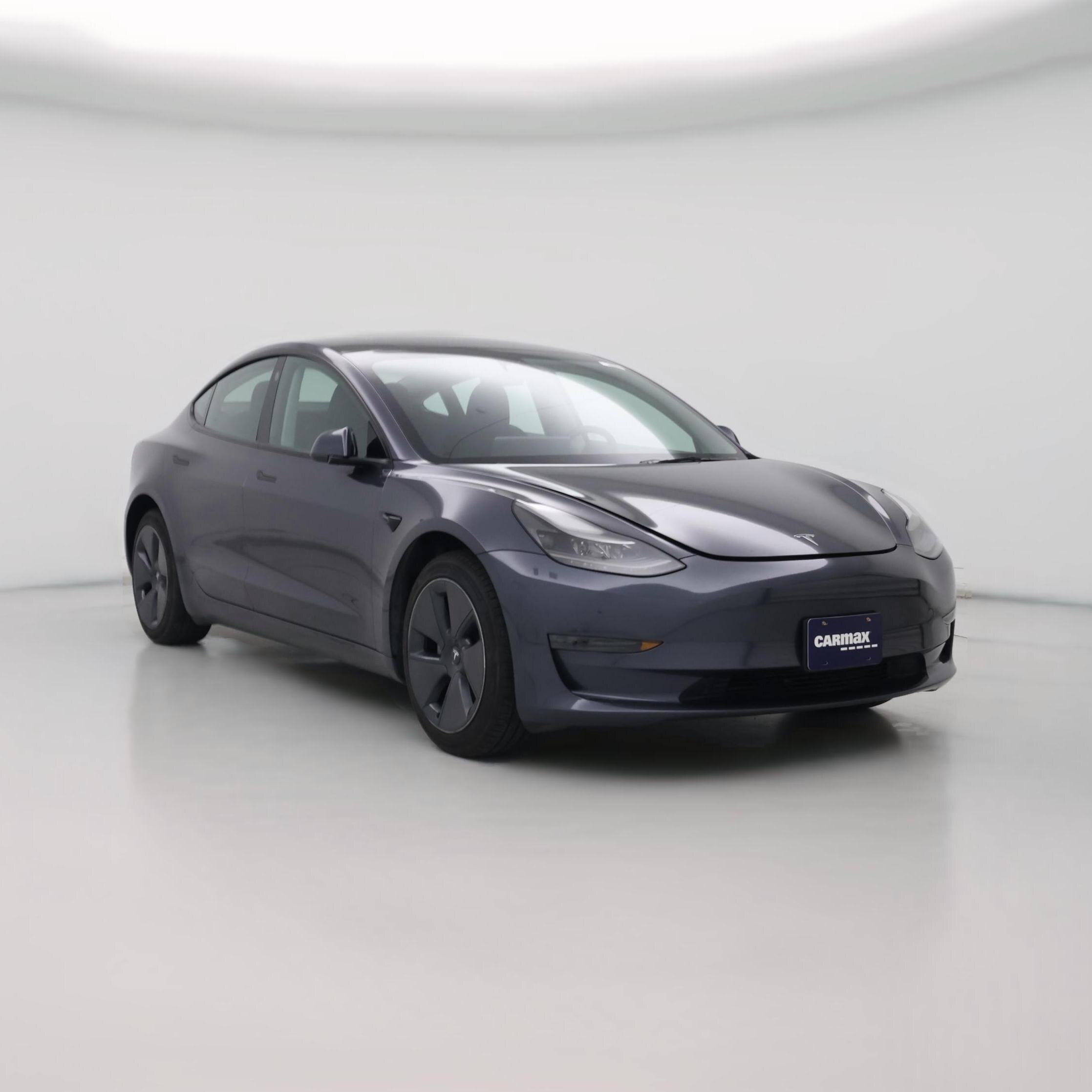 Thumbnail: 2023 Tesla Model 3 - 1