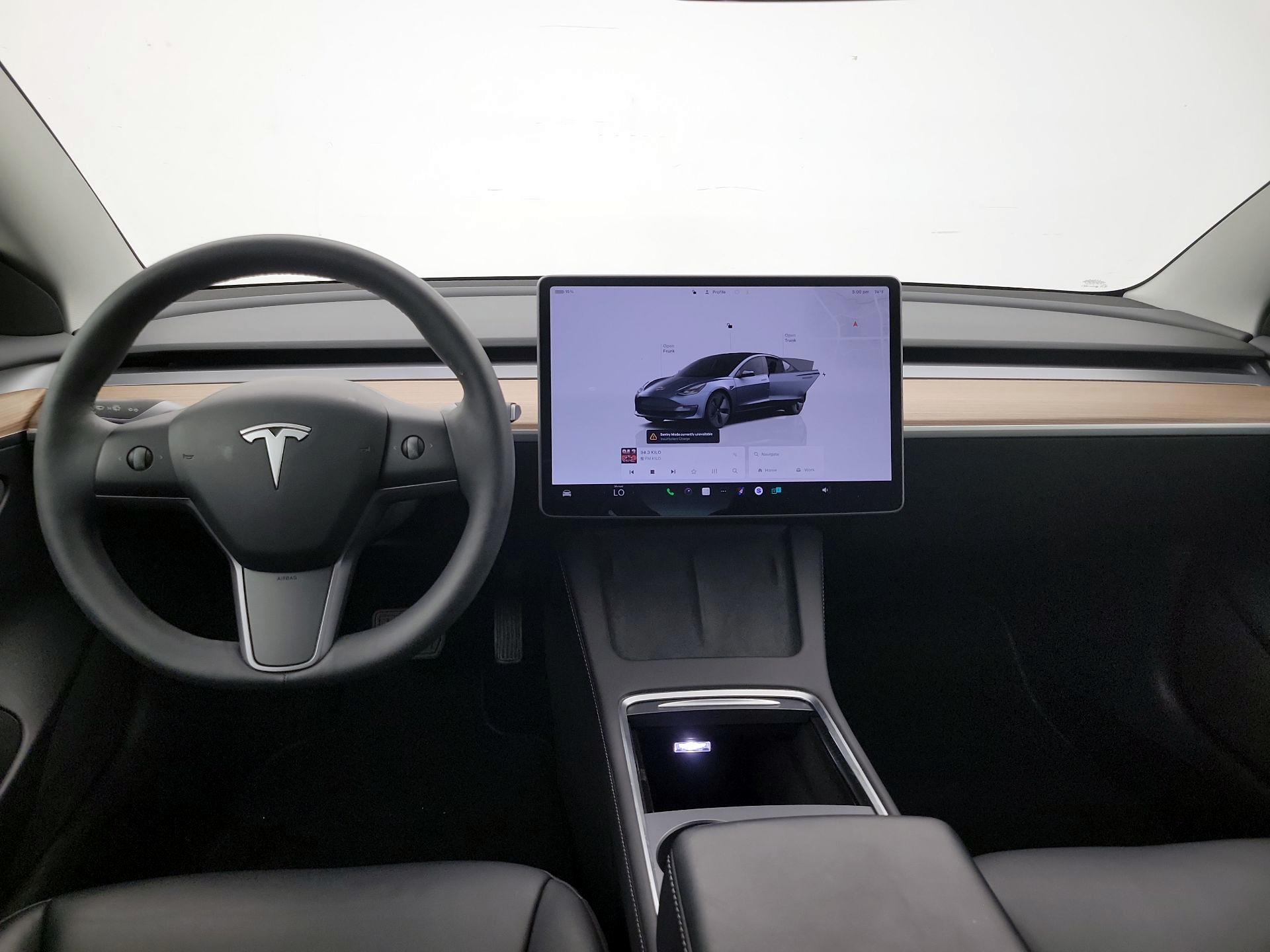 Thumbnail: 2023 Tesla Model 3 - 9