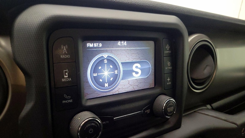 2019 Jeep Wrangler Sport S 14
