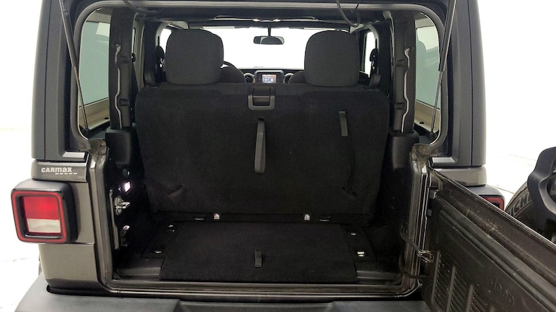 2019 Jeep Wrangler Sport S 21