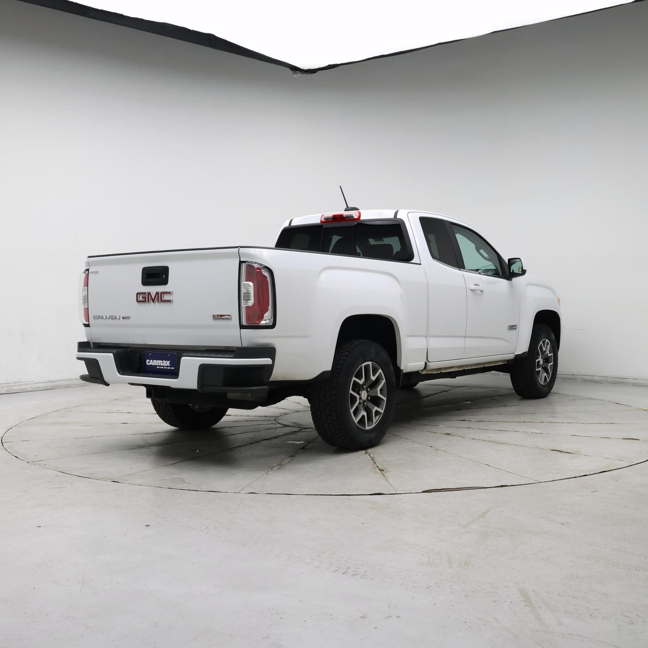 Thumbnail: 2018 GMC Canyon - 8