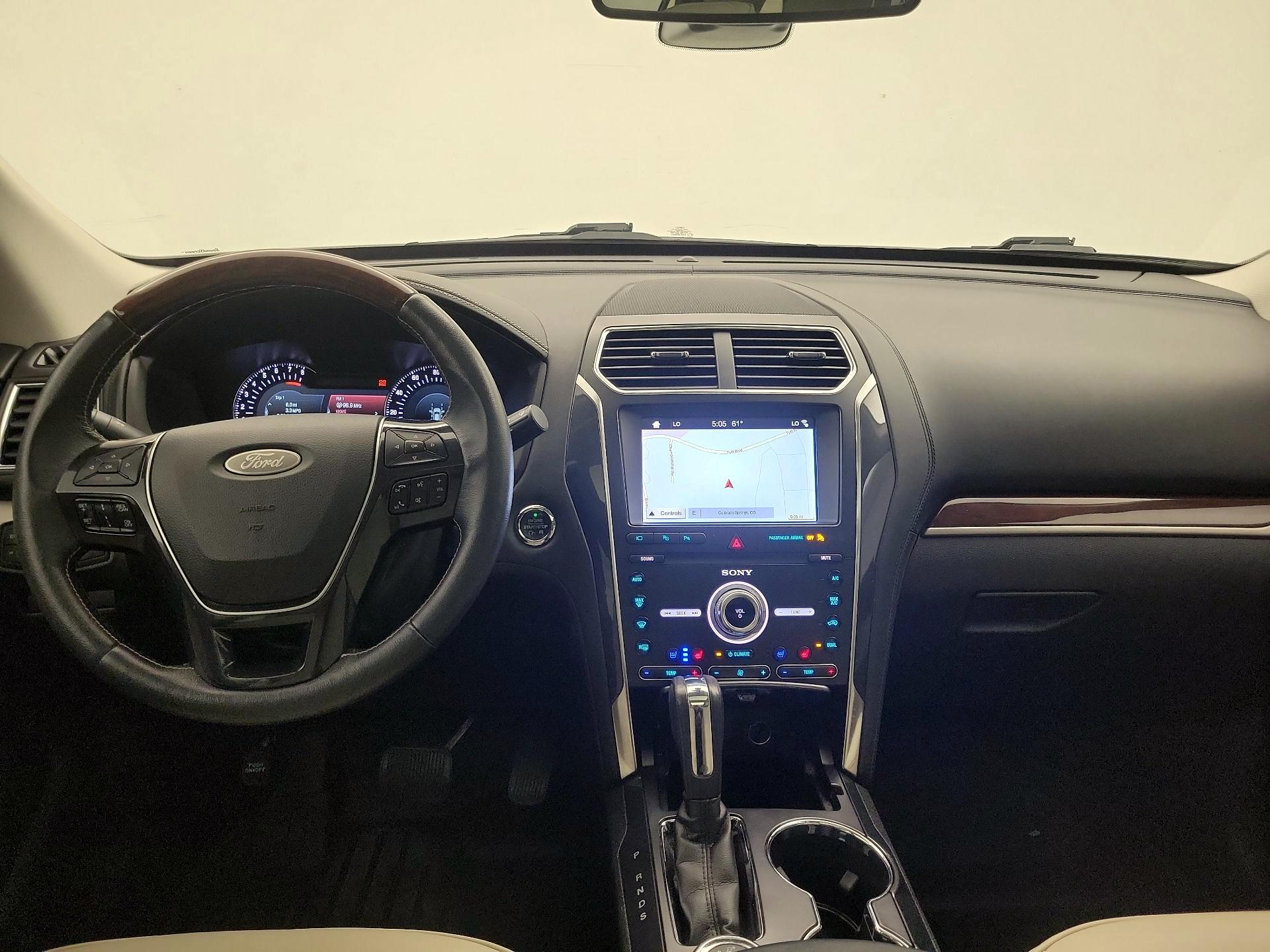 Thumbnail: 2019 Ford Explorer - 9
