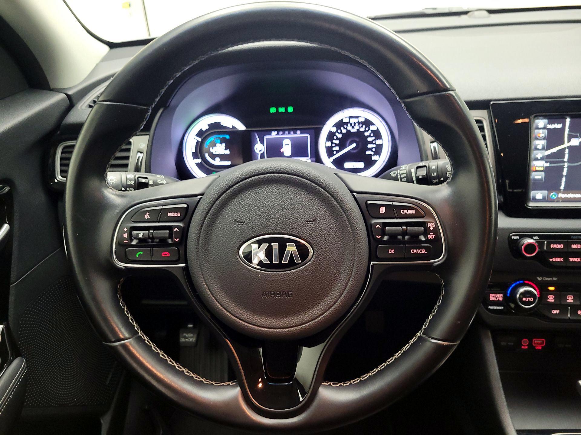 Thumbnail: 2018 Kia Niro - 10