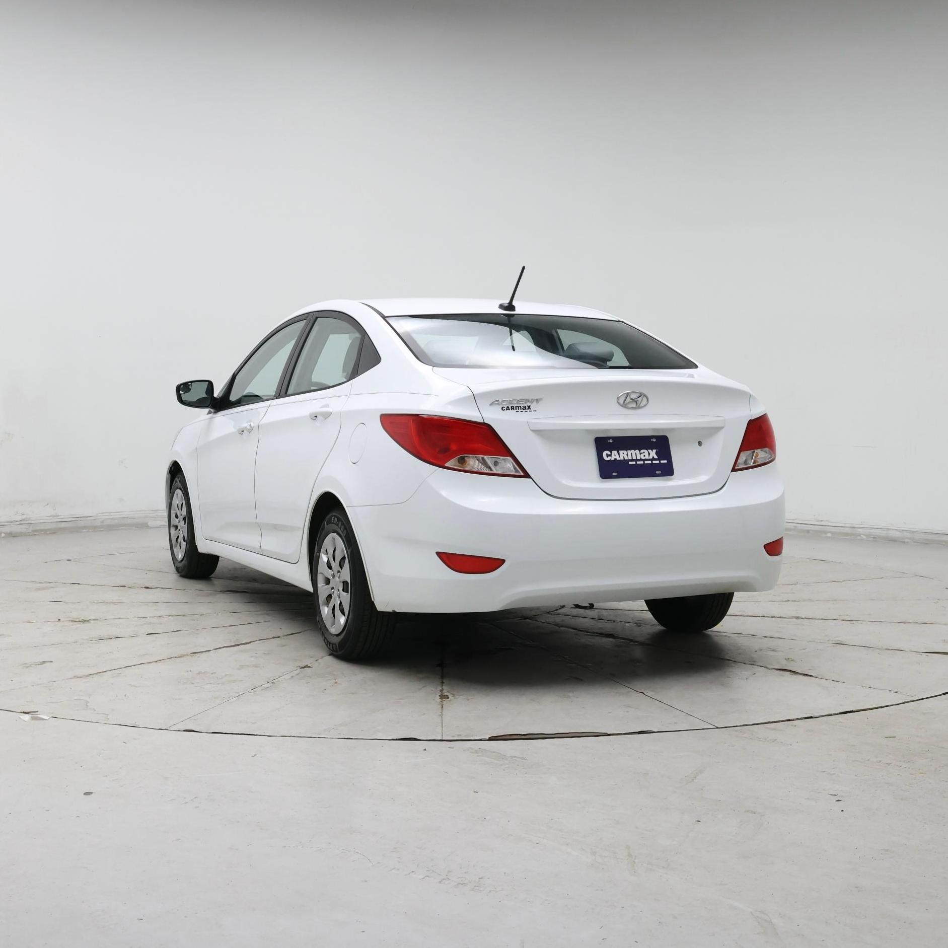 Thumbnail: 2016 Hyundai Accent - 2