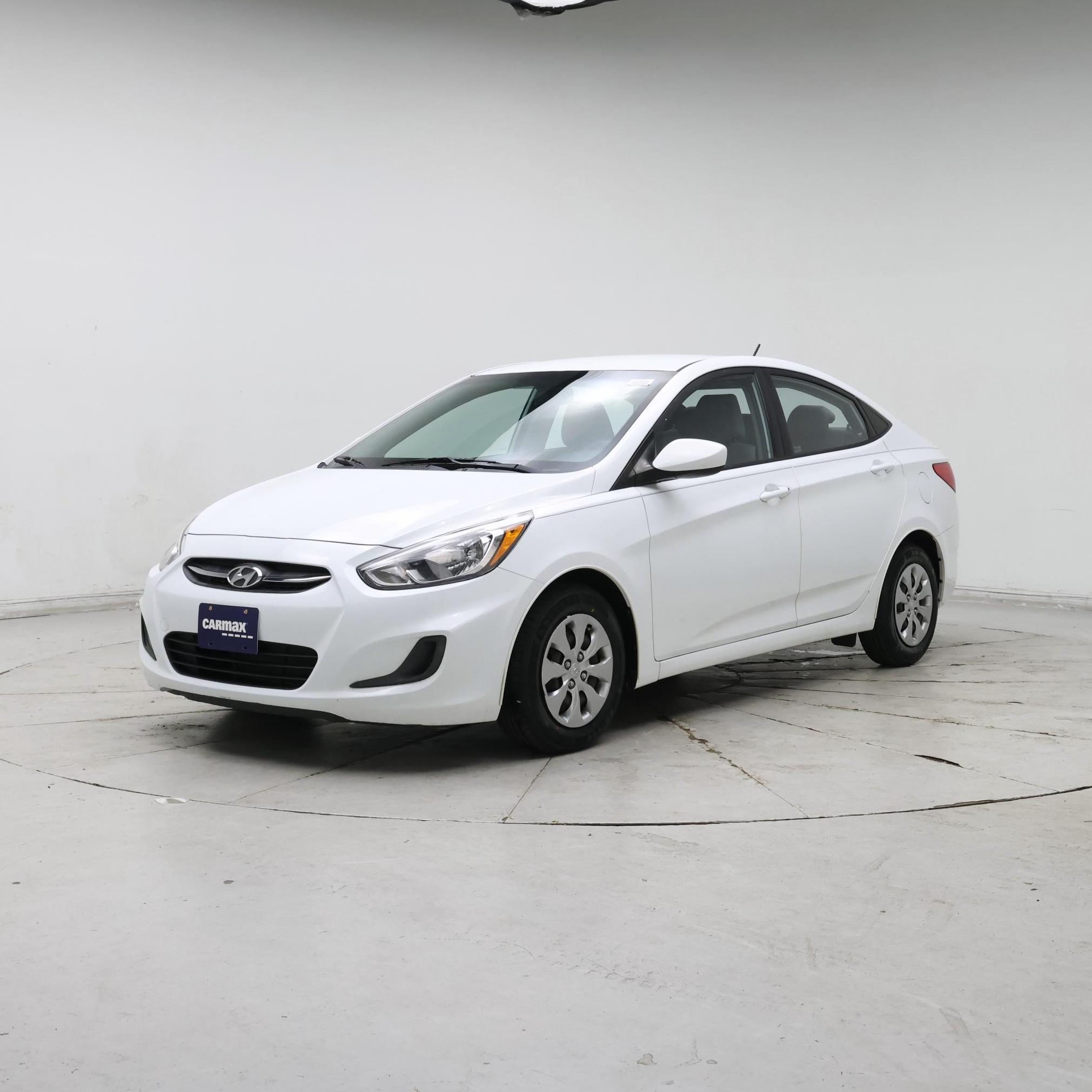 Thumbnail: 2016 Hyundai Accent - 4