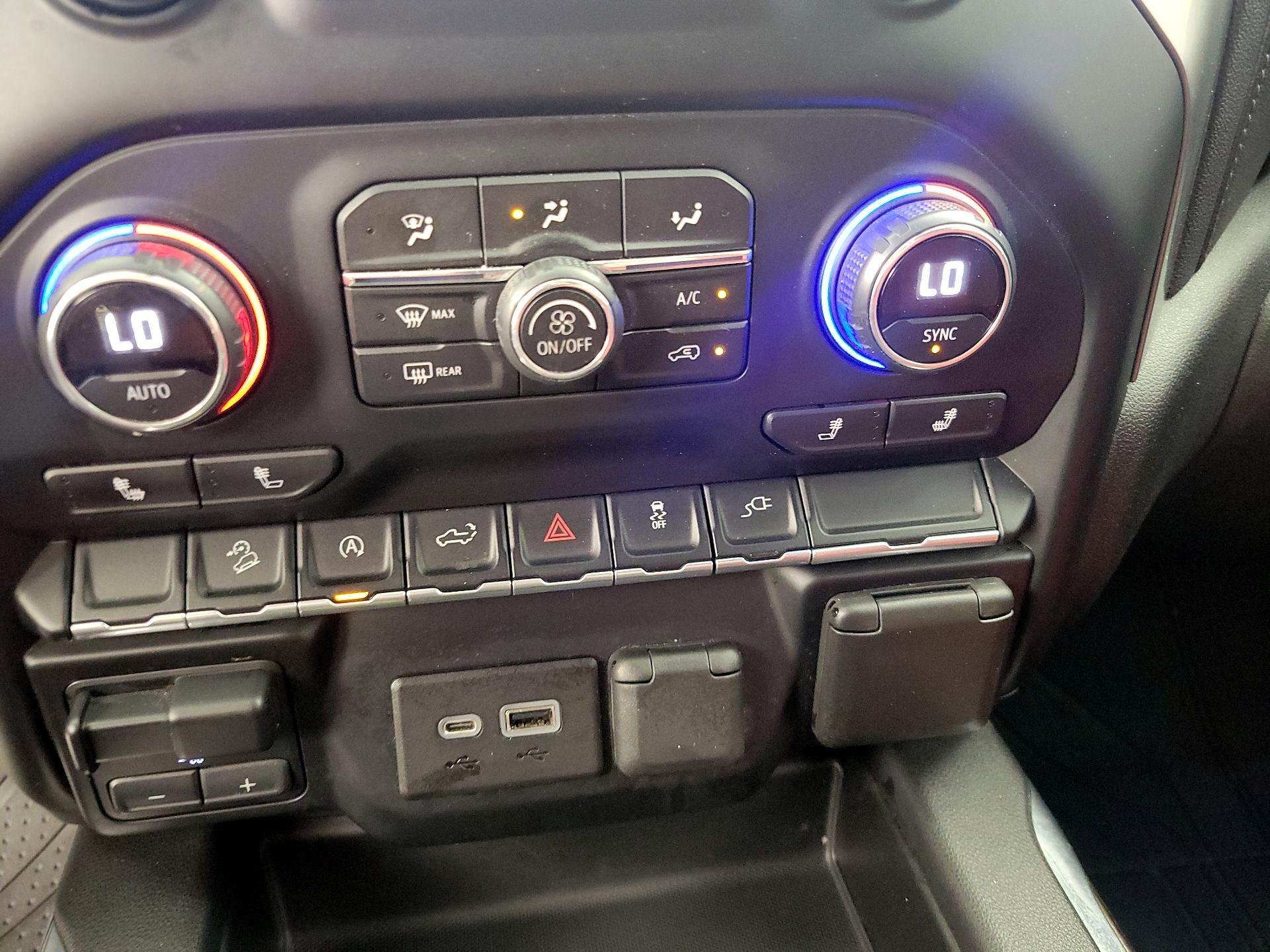 Thumbnail: 2019 Chevrolet Silverado 1500 - 16
