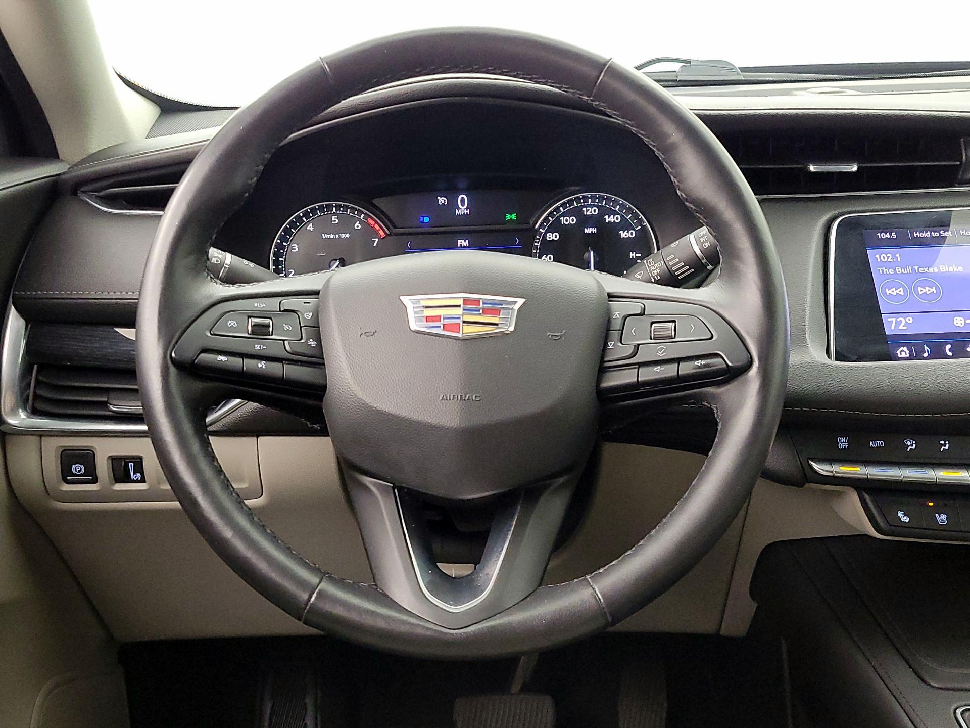 Thumbnail: 2019 Cadillac XT4 - 10