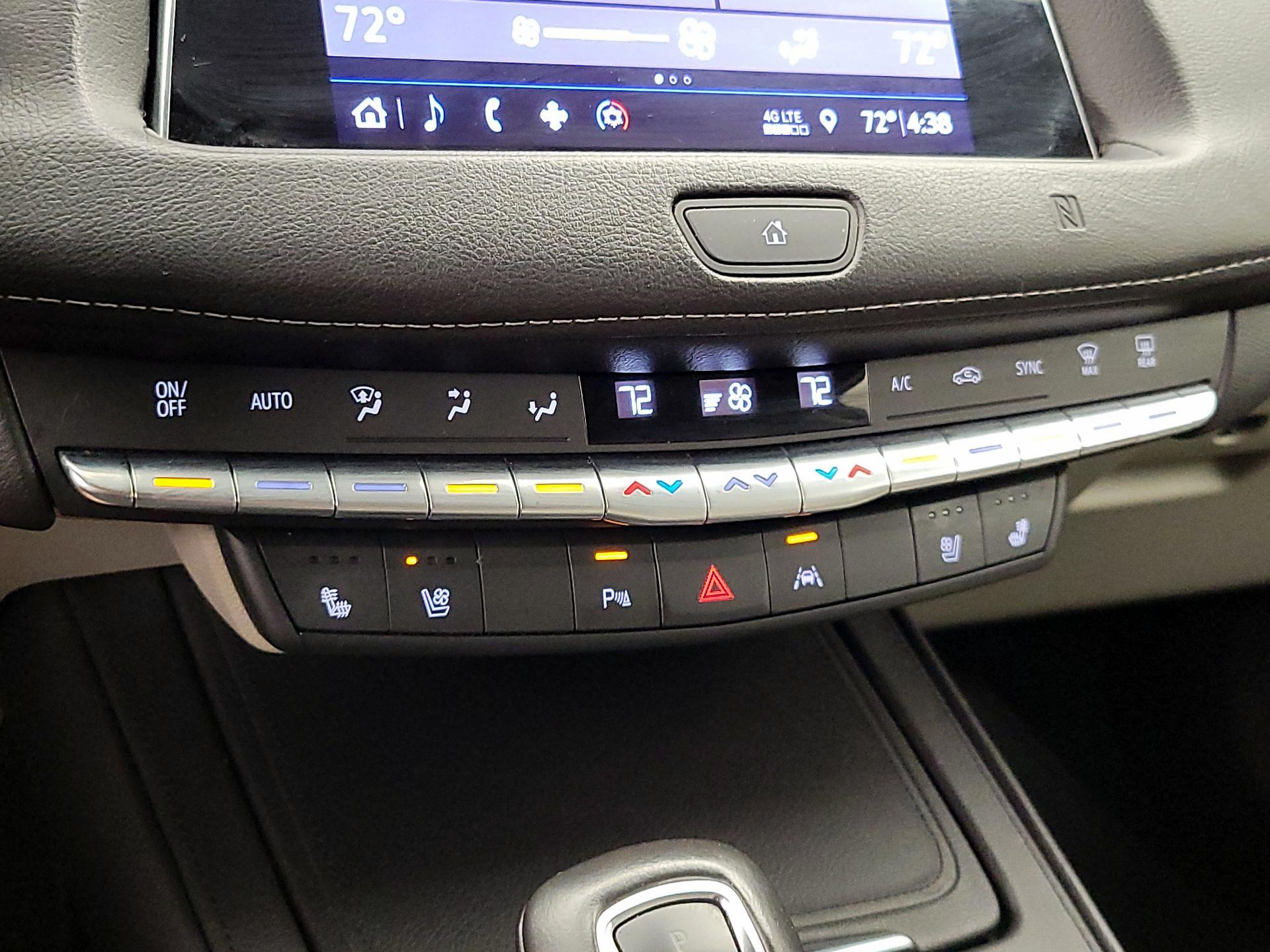 Thumbnail: 2019 Cadillac XT4 - 16