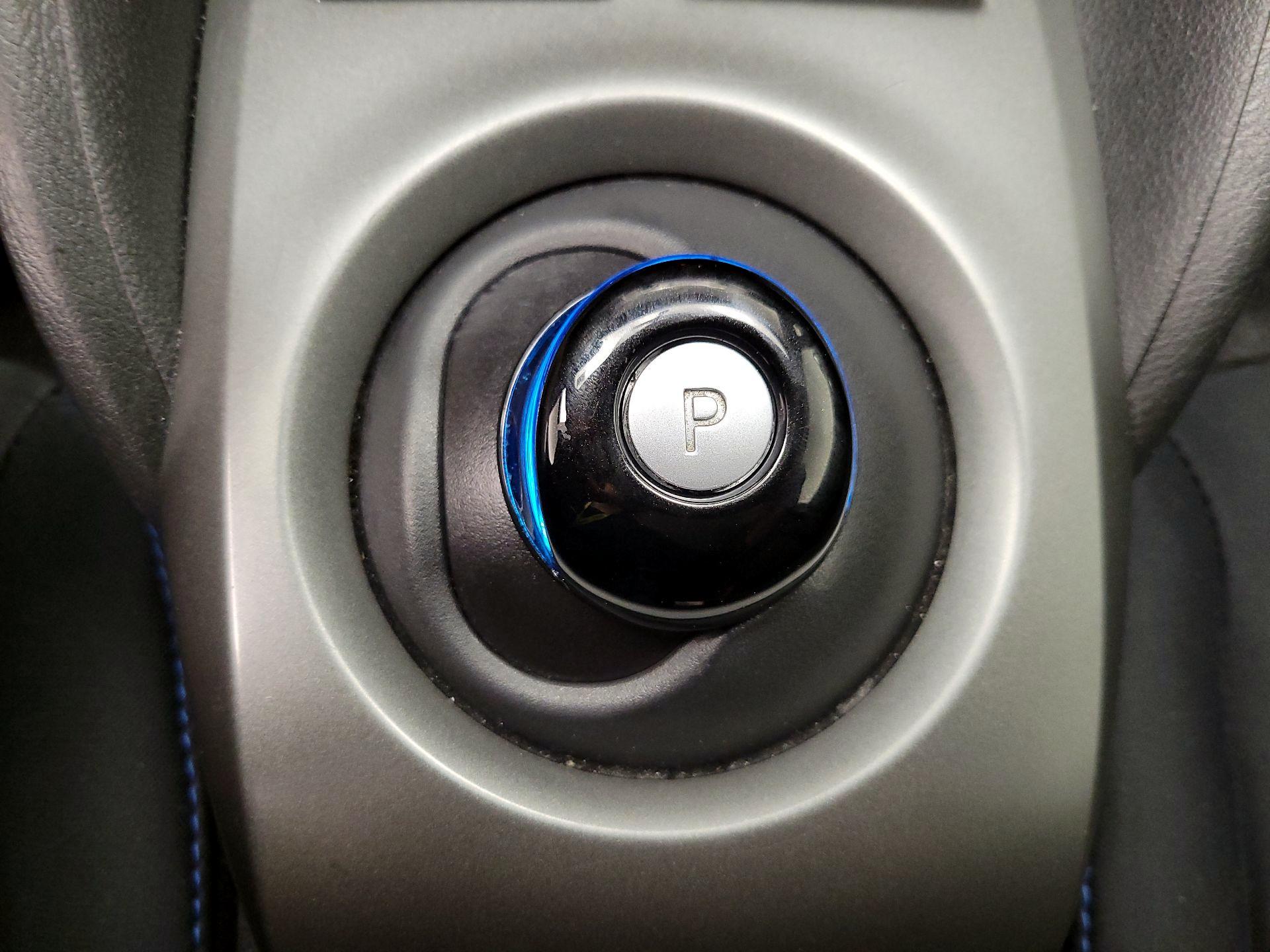 Thumbnail: 2019 Nissan Leaf - 17