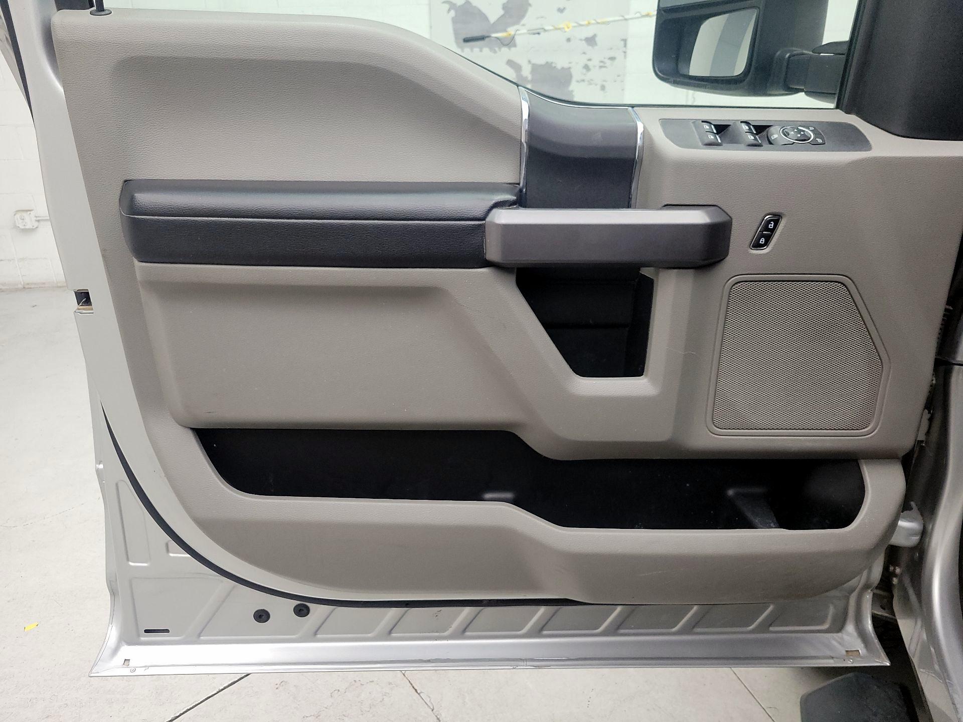 Thumbnail: 2019 Ford F-250 - 12