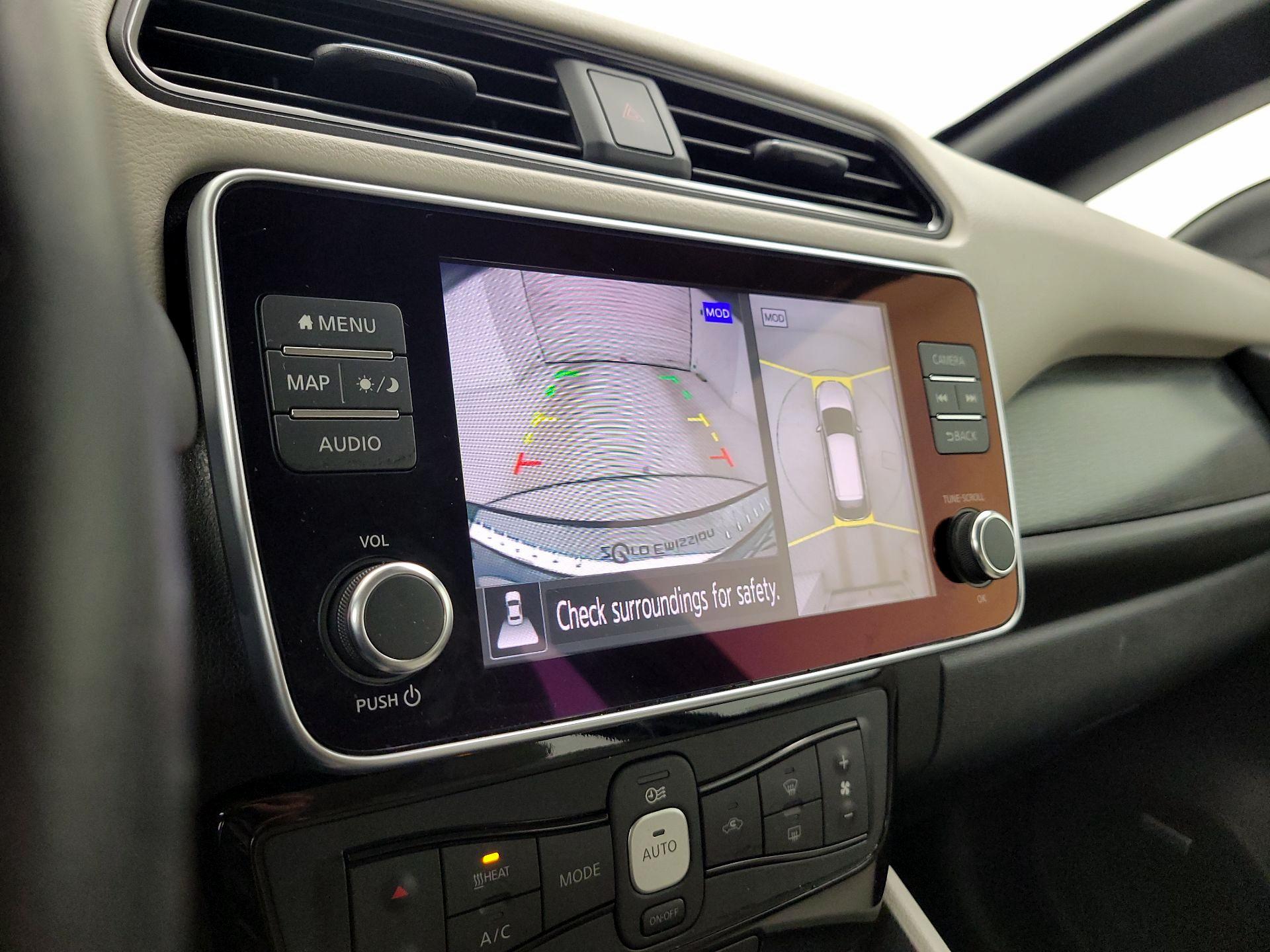 Thumbnail: 2019 Nissan Leaf - 15