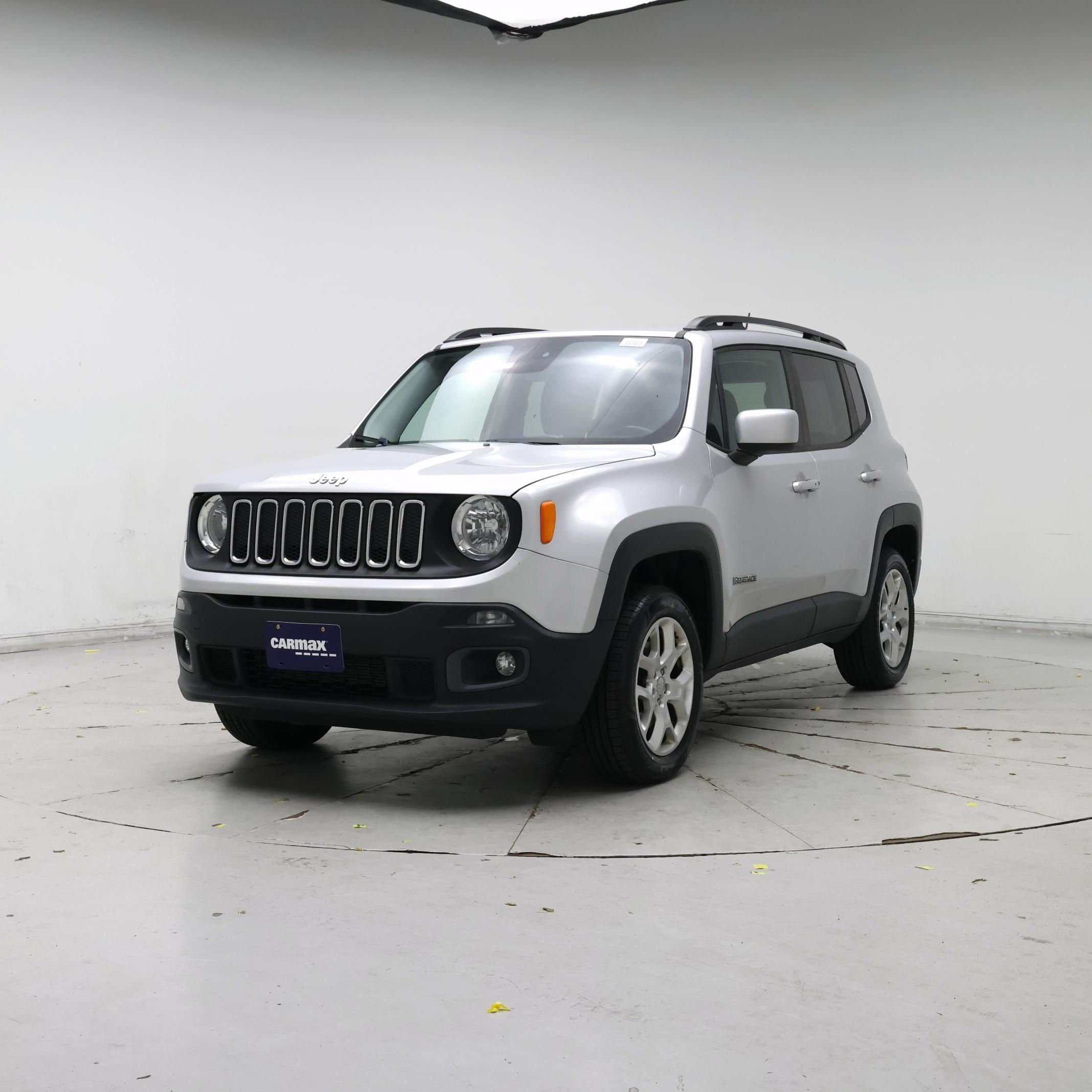 Thumbnail: 2017 Jeep Renegade - 4