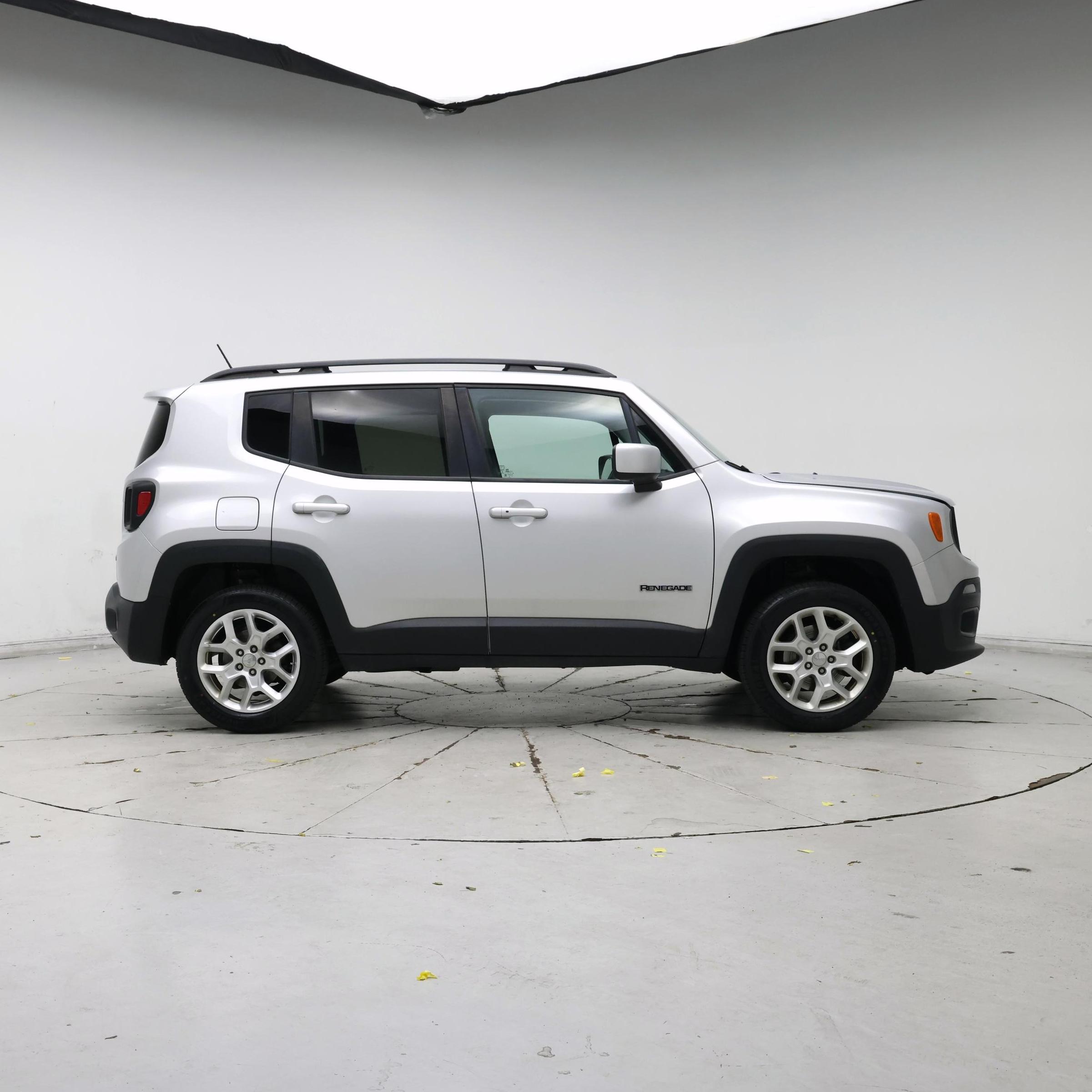 Thumbnail: 2017 Jeep Renegade - 7