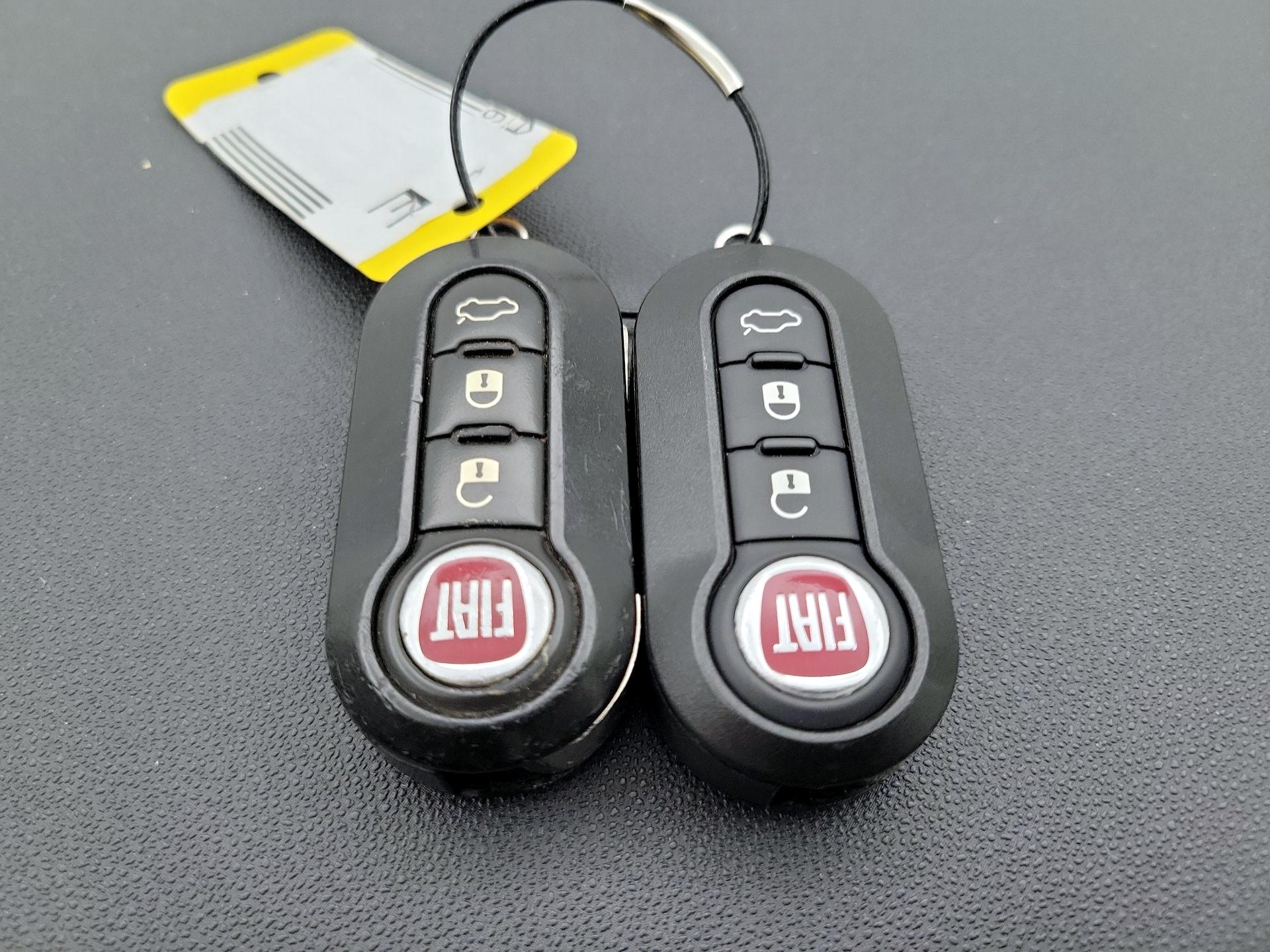 Thumbnail: 2015 Fiat 500 - 20