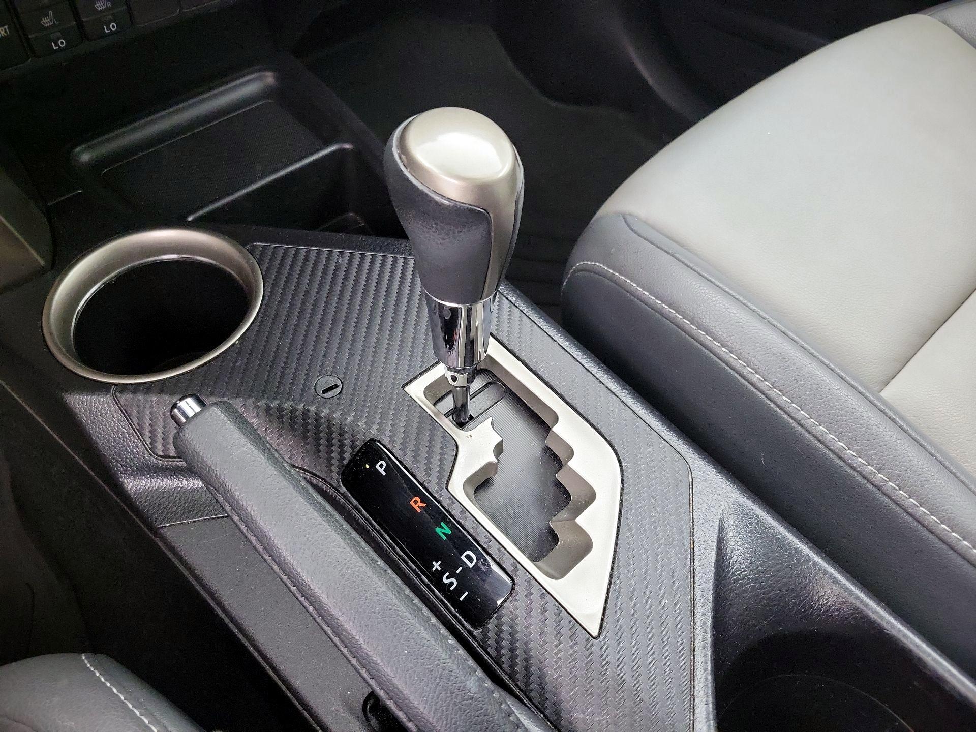 Thumbnail: 2014 Toyota RAV4 - 17