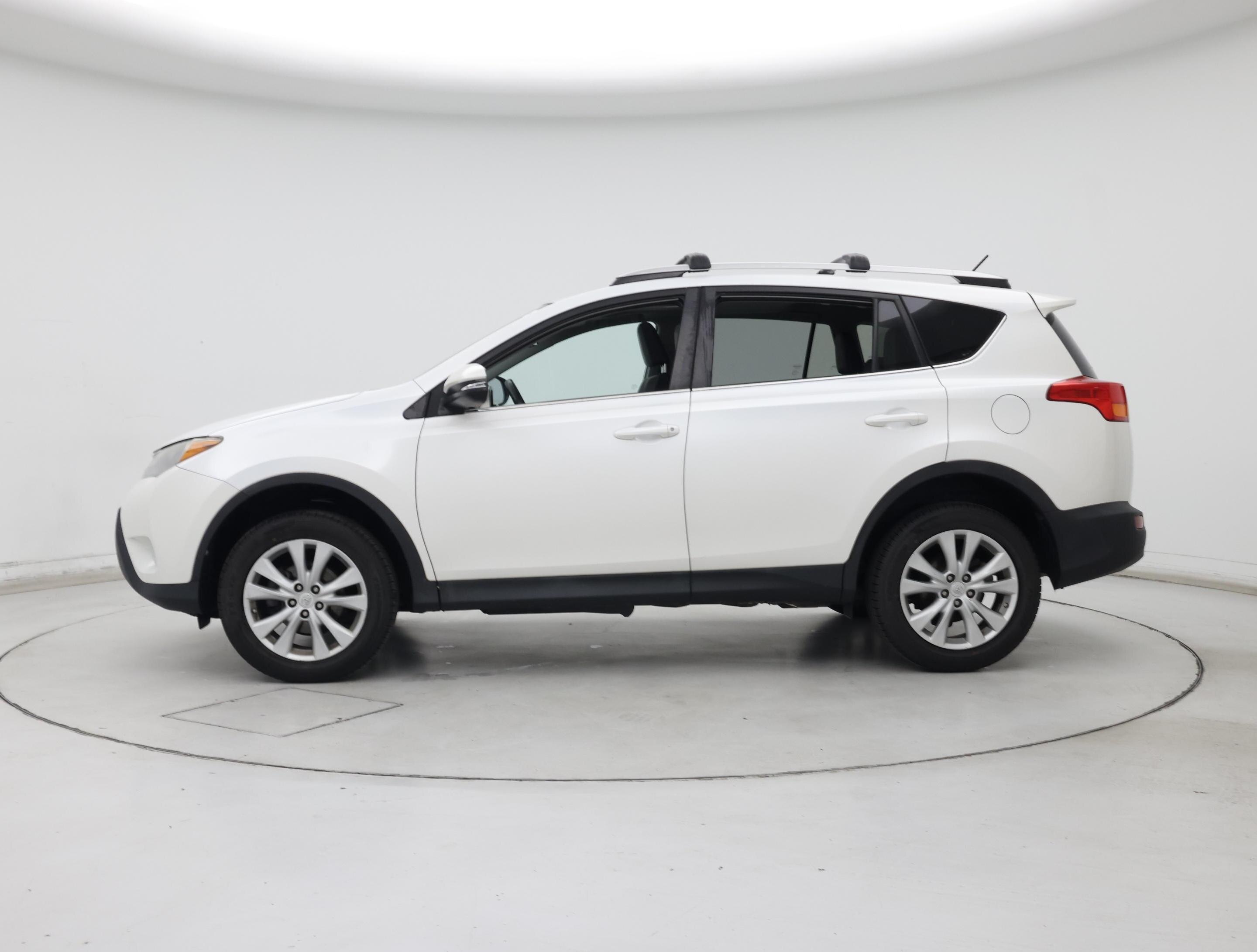 Thumbnail: 2014 Toyota RAV4 - 3