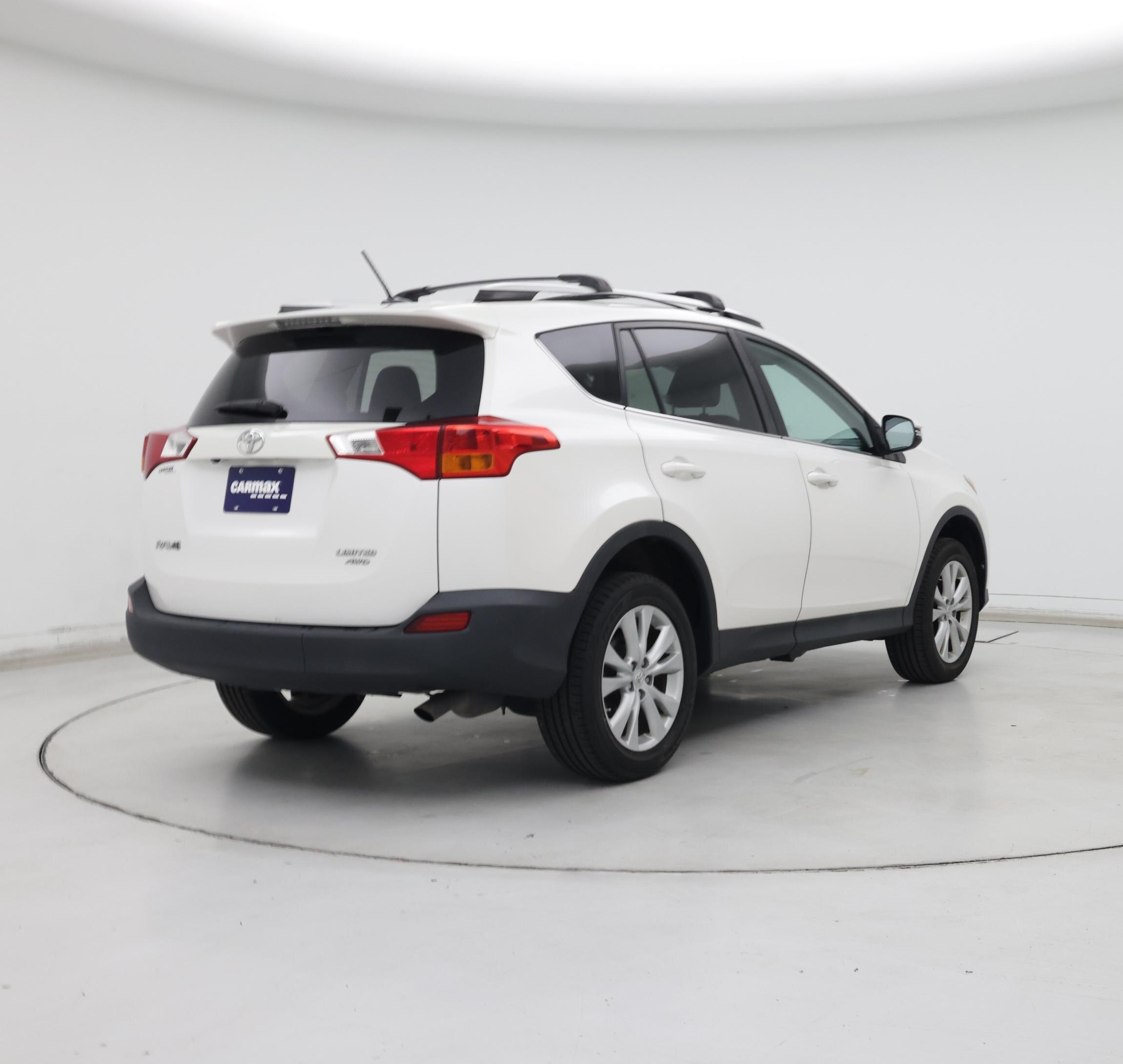Thumbnail: 2014 Toyota RAV4 - 8