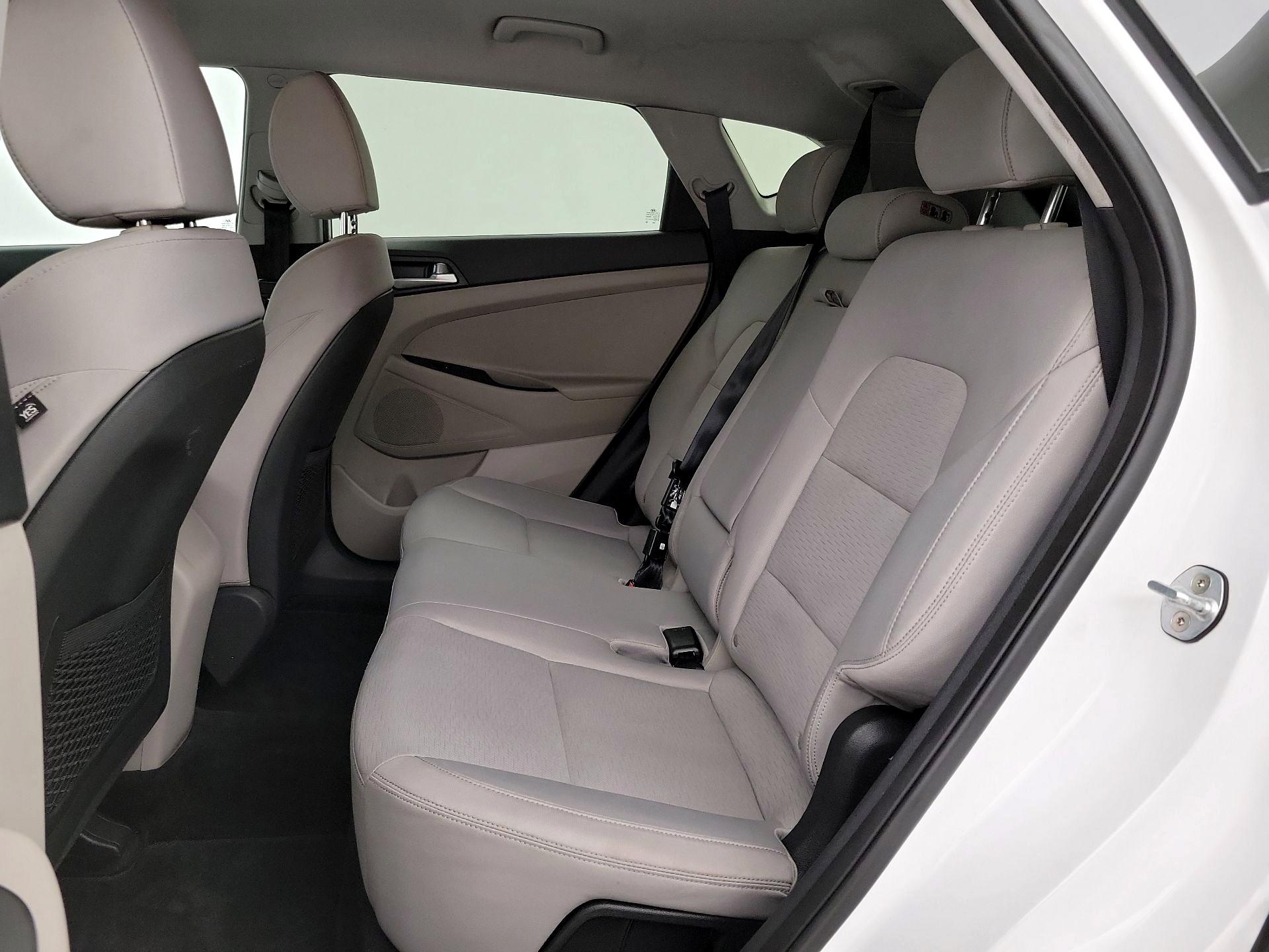 Thumbnail: 2020 Hyundai Tucson - 19