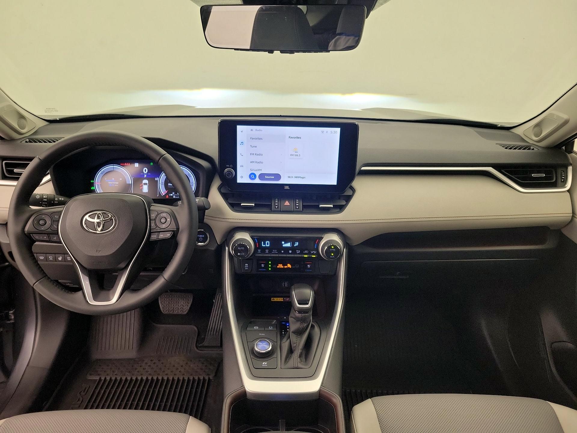 Thumbnail: 2023 Toyota RAV4 - 9