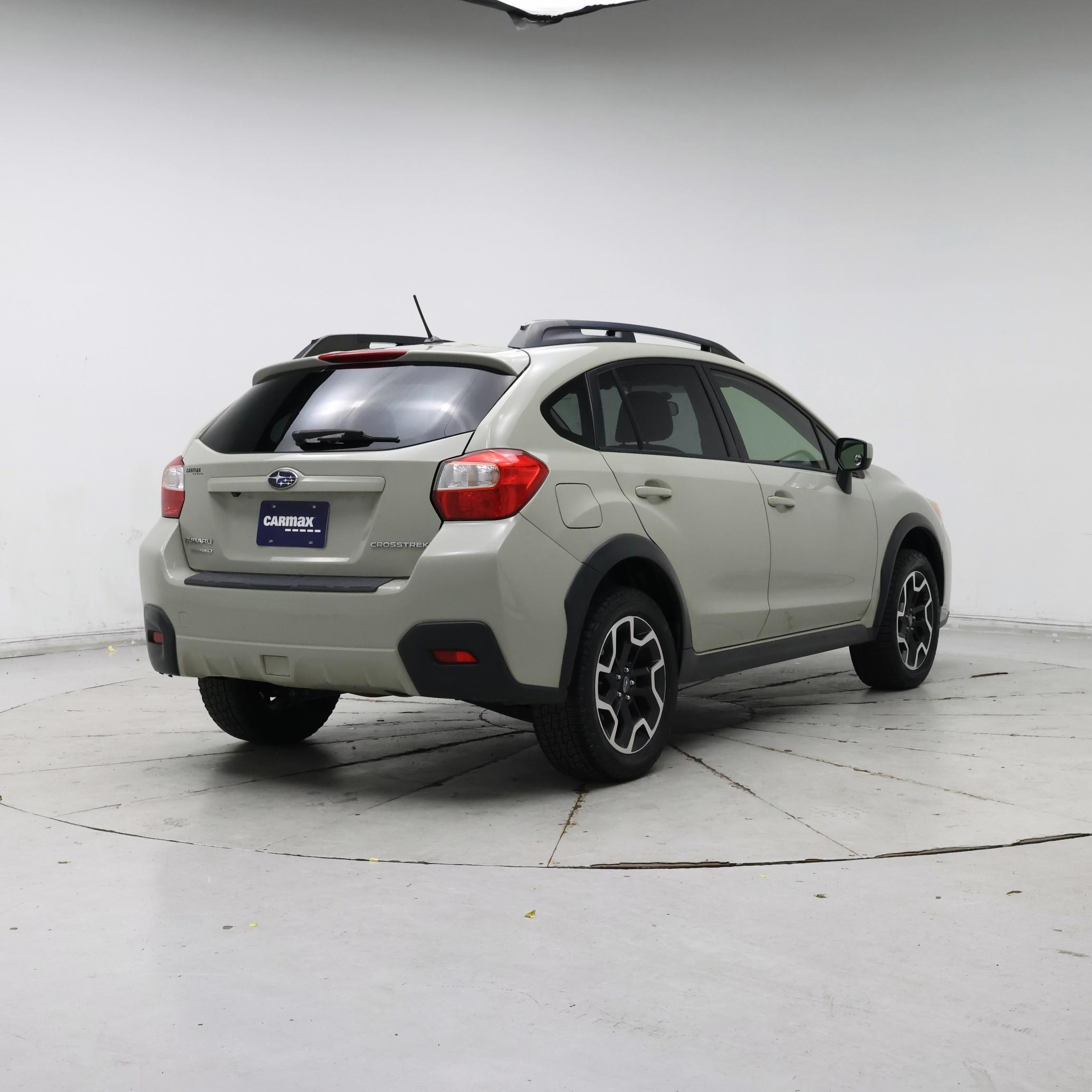 Thumbnail: 2017 Subaru Crosstrek - 8