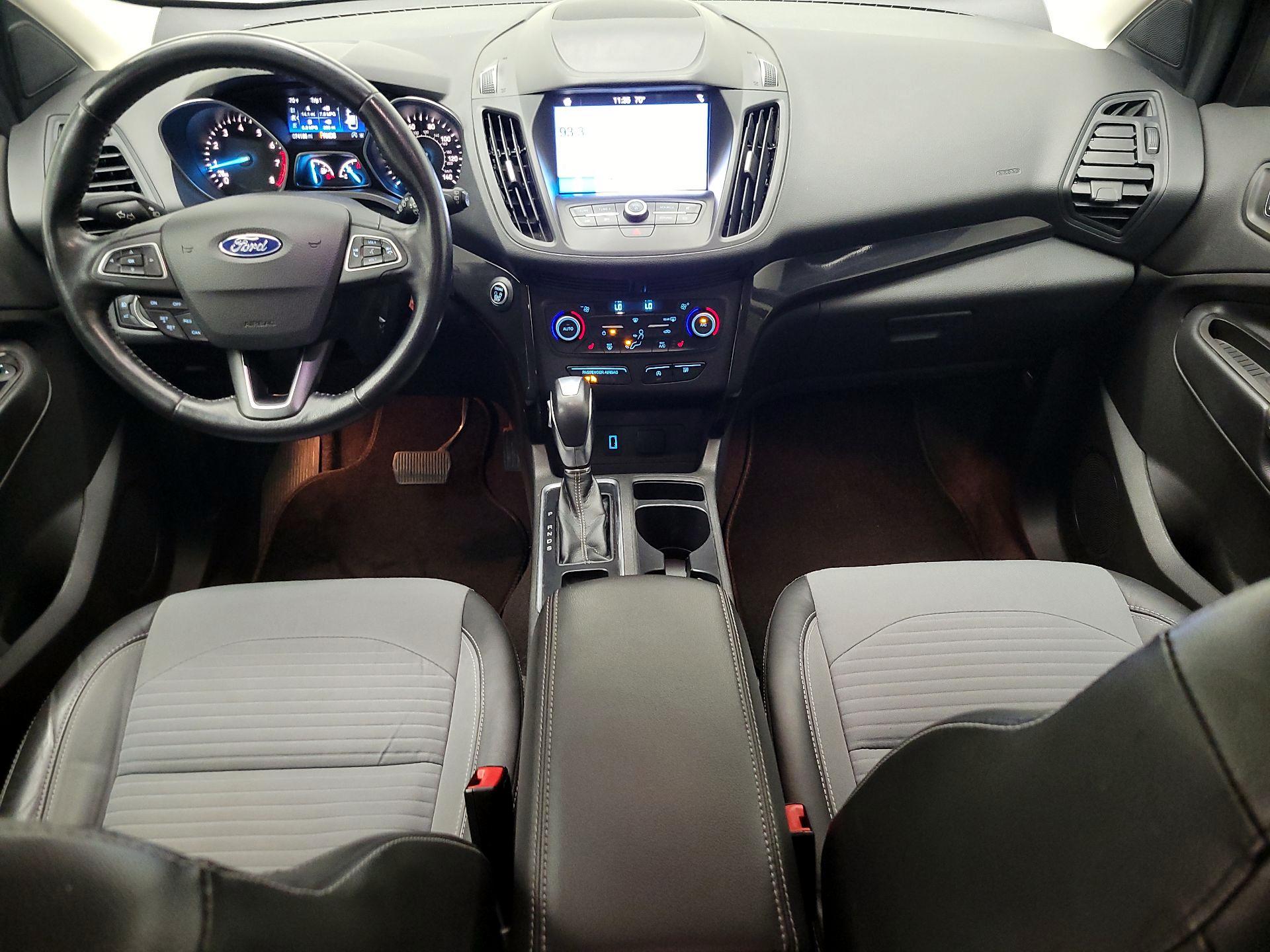 Thumbnail: 2019 Ford Escape - 9