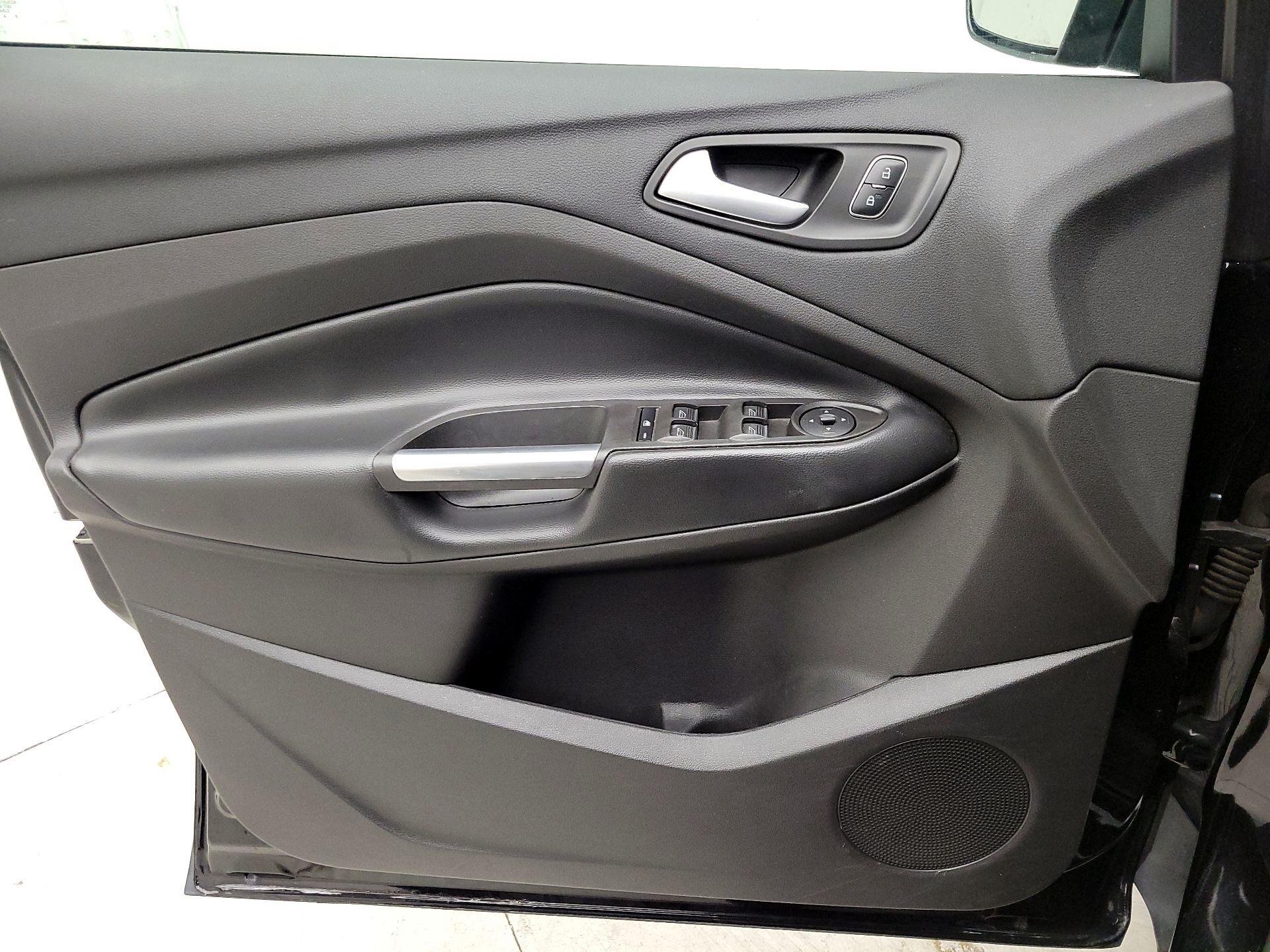 Thumbnail: 2019 Ford Escape - 12