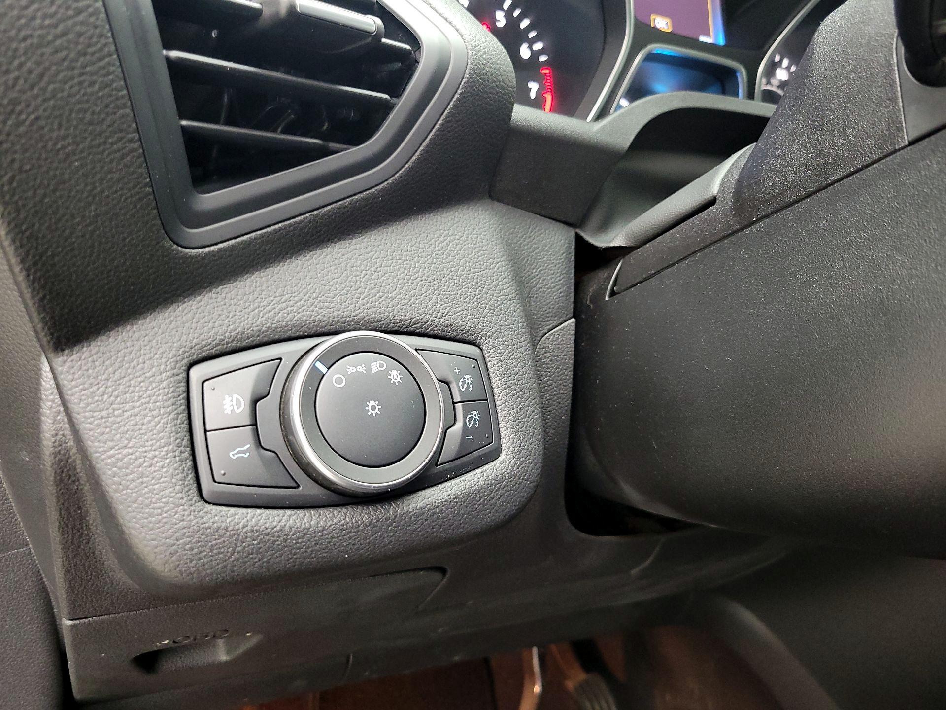 Thumbnail: 2019 Ford Escape - 13