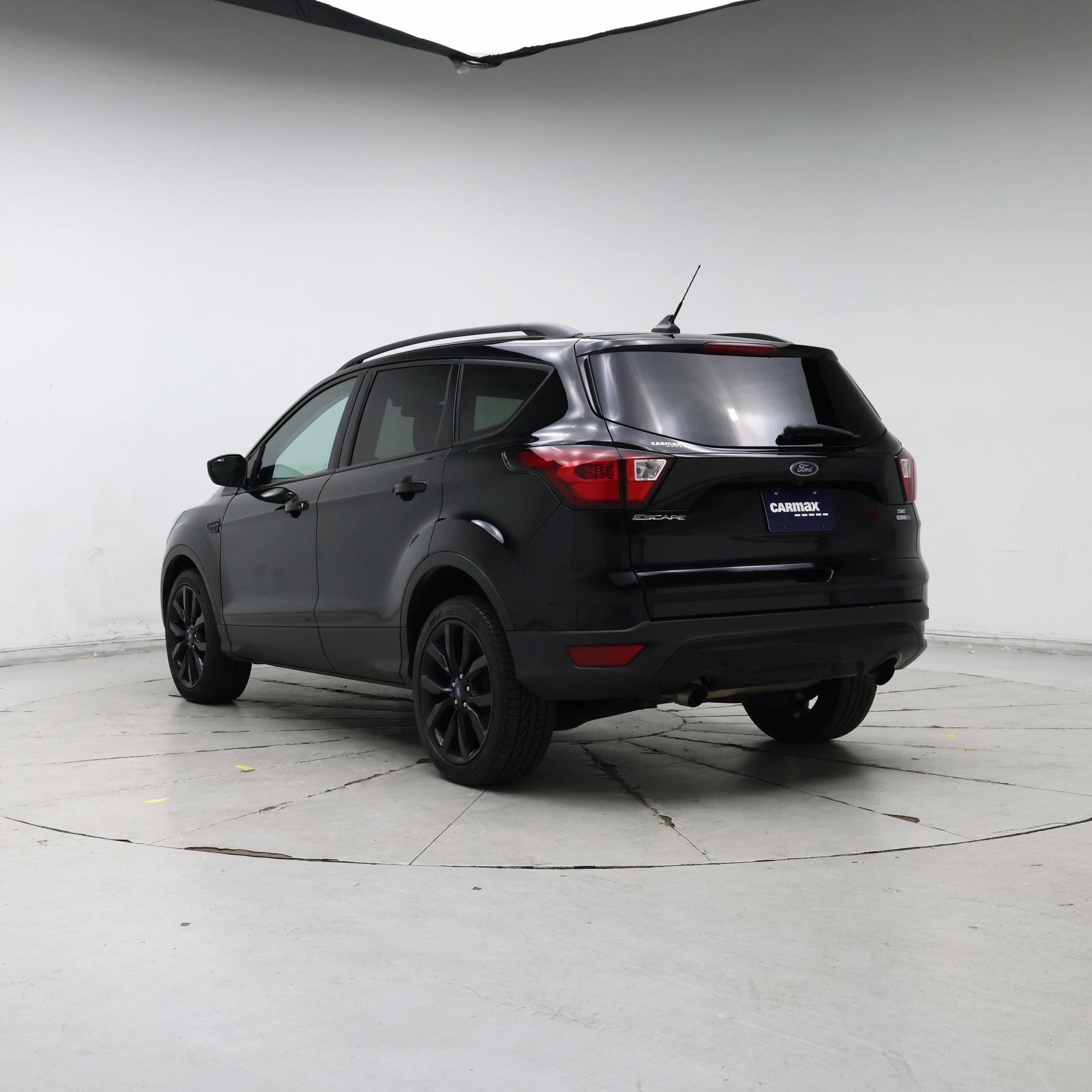 Thumbnail: 2019 Ford Escape - 2