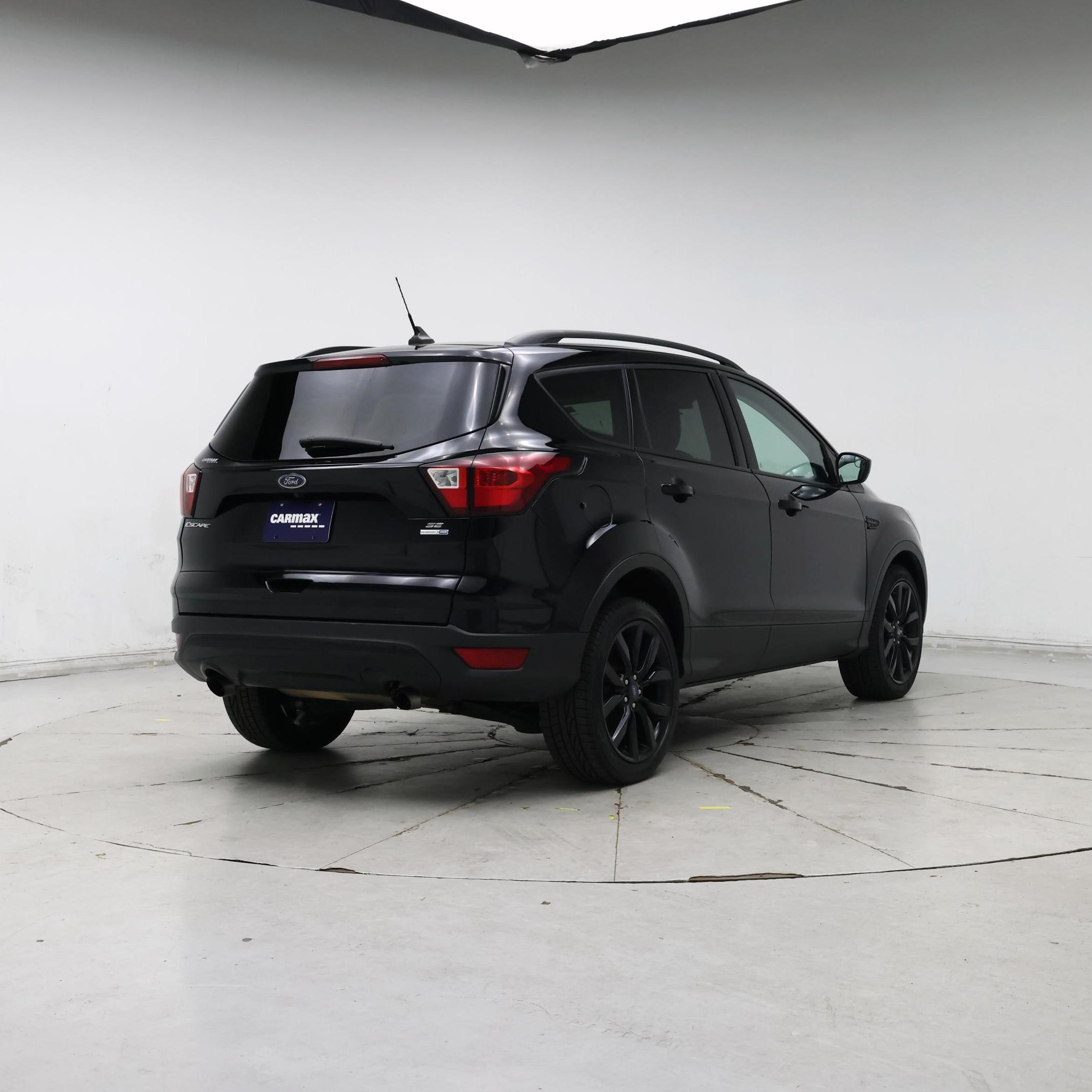 Thumbnail: 2019 Ford Escape - 8