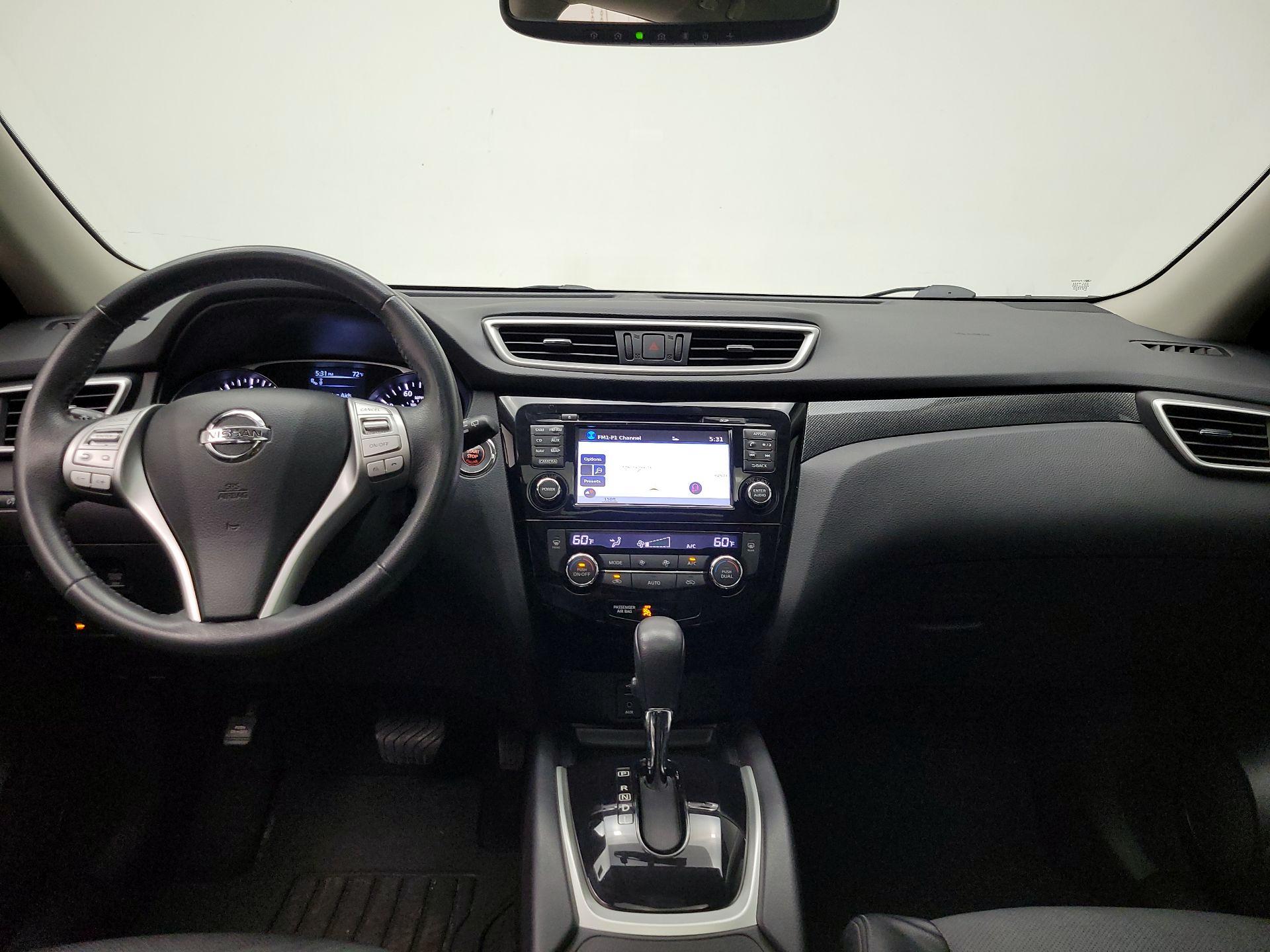 Thumbnail: 2016 Nissan Rogue - 9