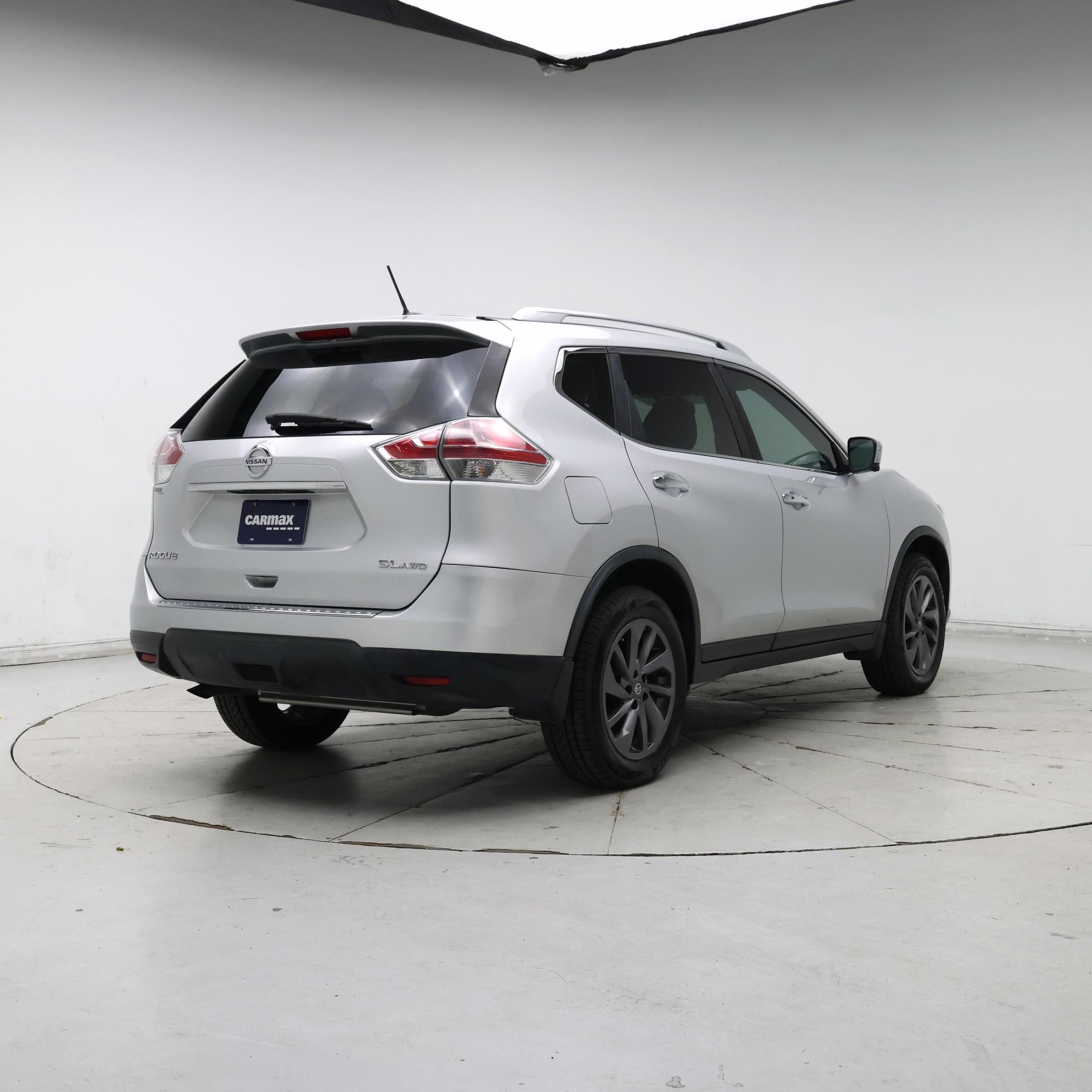 Thumbnail: 2016 Nissan Rogue - 8