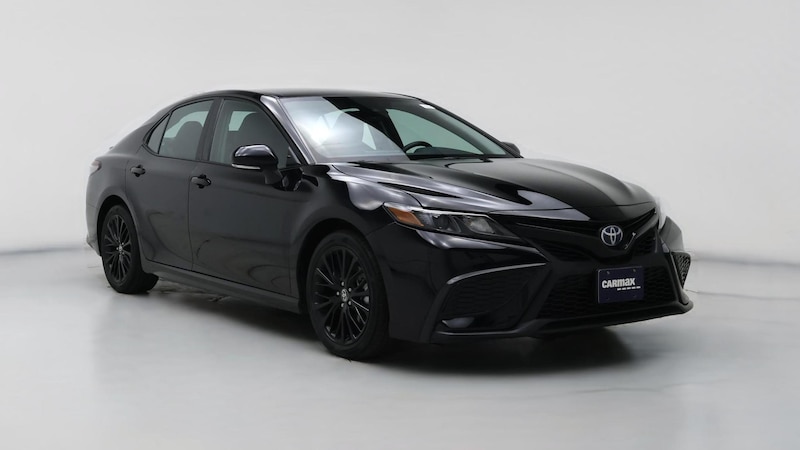 2022 Toyota Camry SE Hero Image