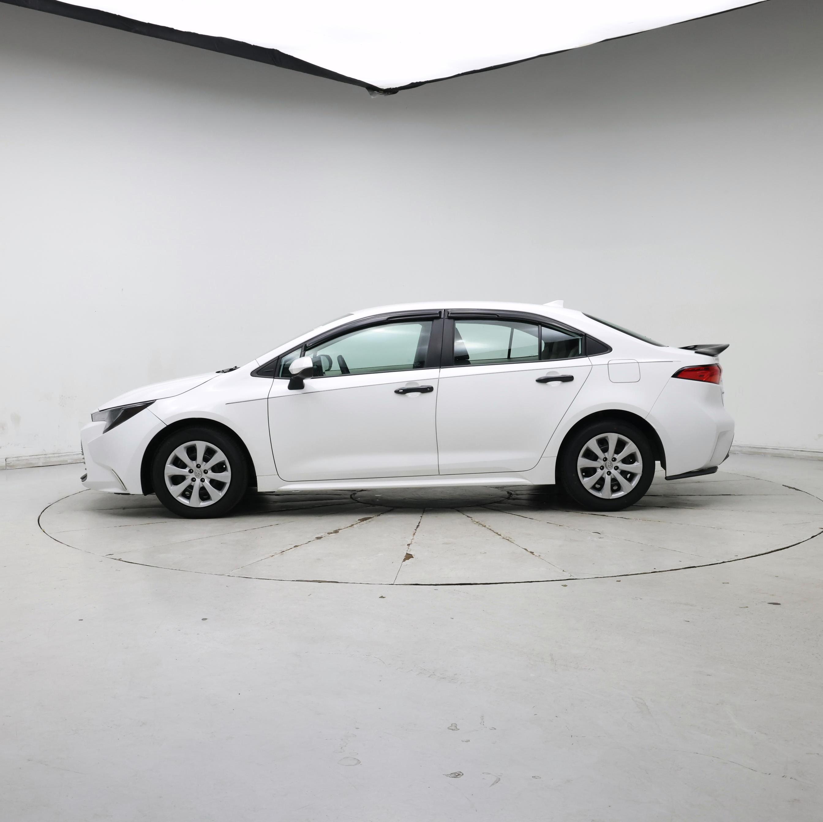 Thumbnail: 2023 Toyota Corolla - 3