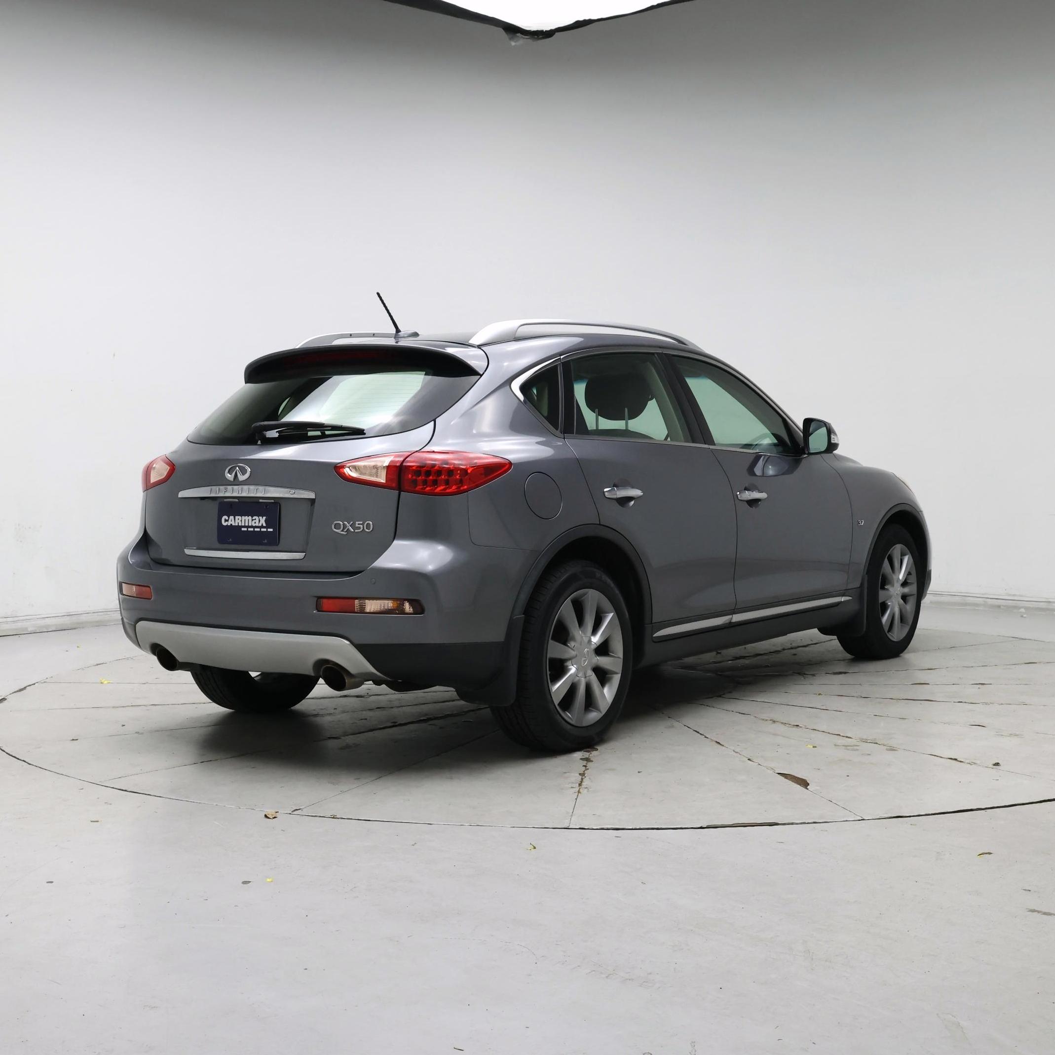 Thumbnail: 2016 INFINITI QX50 - 8
