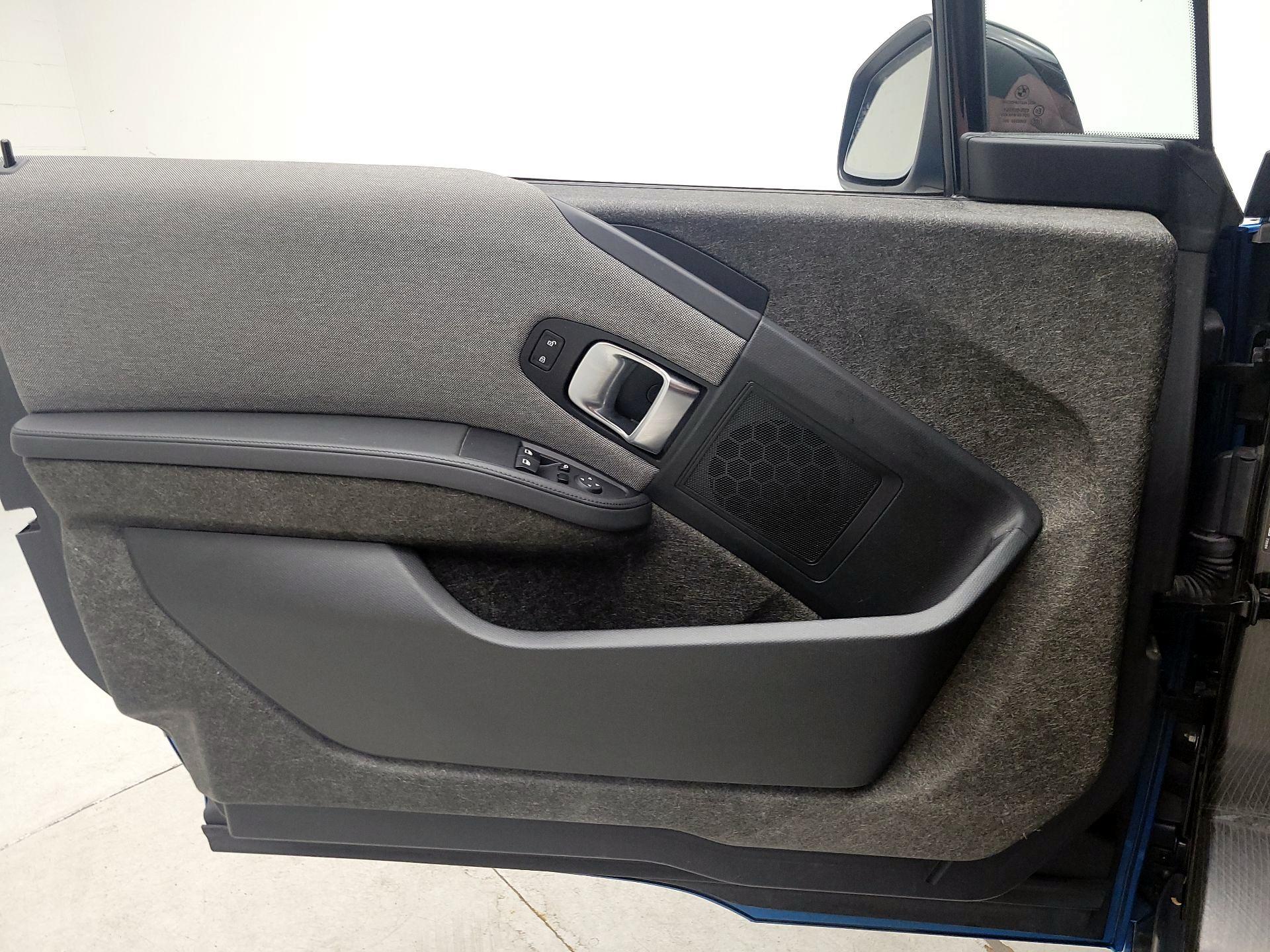 Thumbnail: 2018 BMW i3 - 12