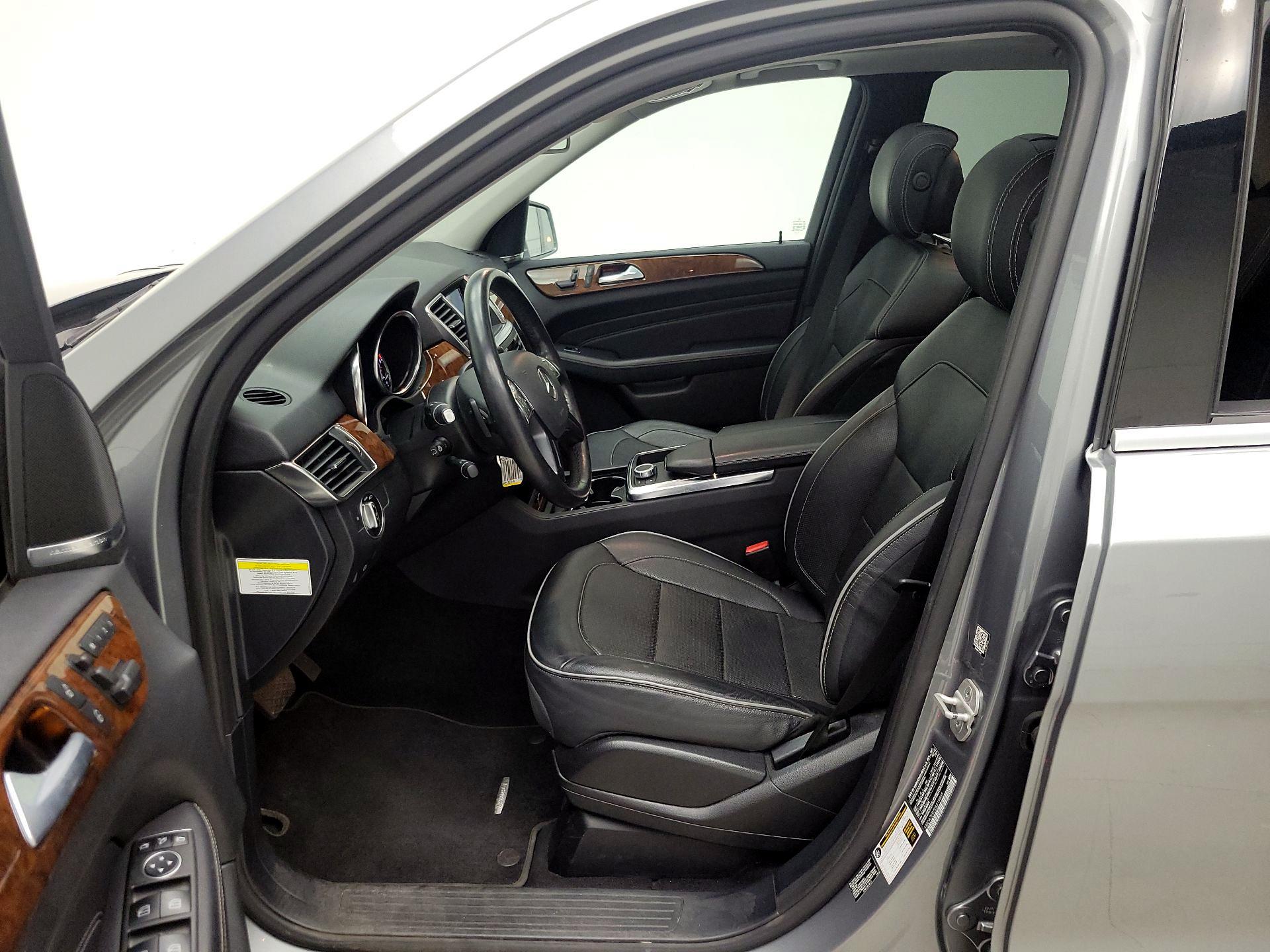 Thumbnail: 2014 Mercedes-Benz M-Class - 11