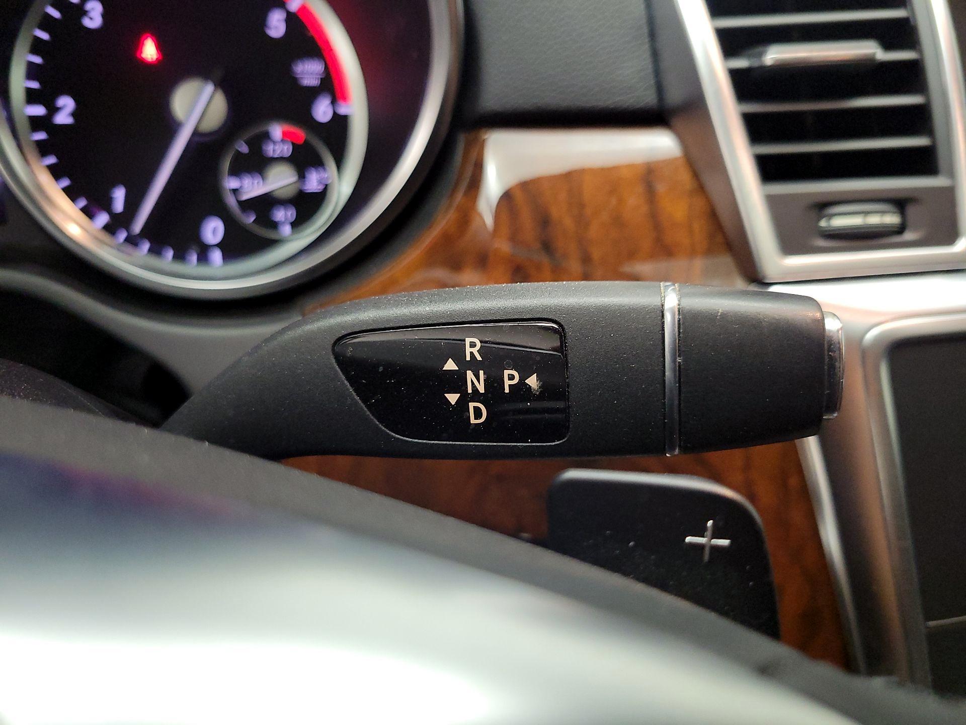 Thumbnail: 2014 Mercedes-Benz M-Class - 18