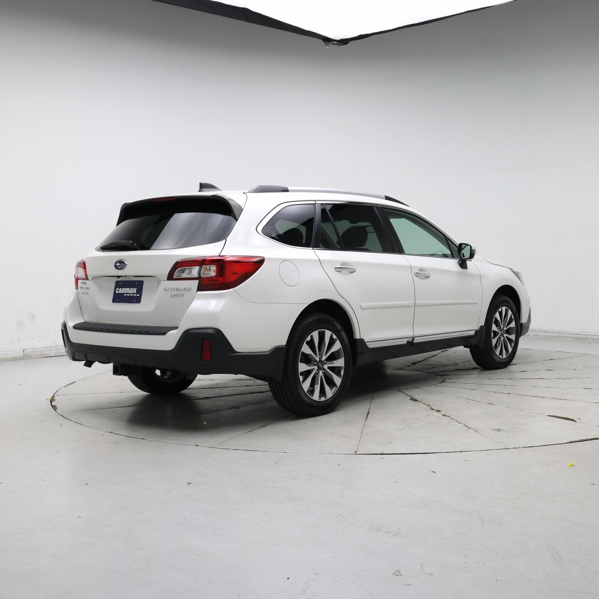 Thumbnail: 2018 Subaru Outback - 8