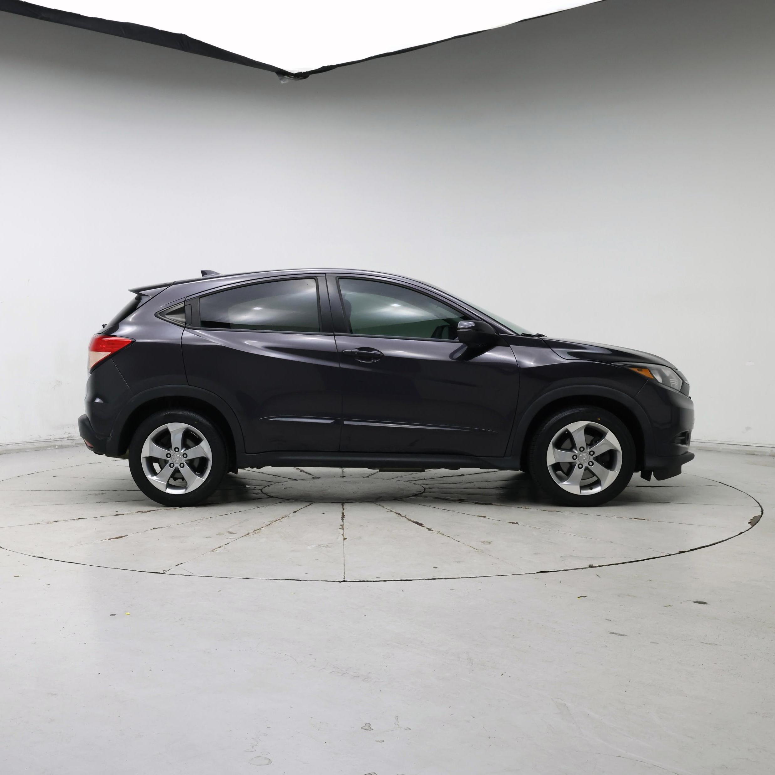 Thumbnail: 2016 Honda HR-V - 7